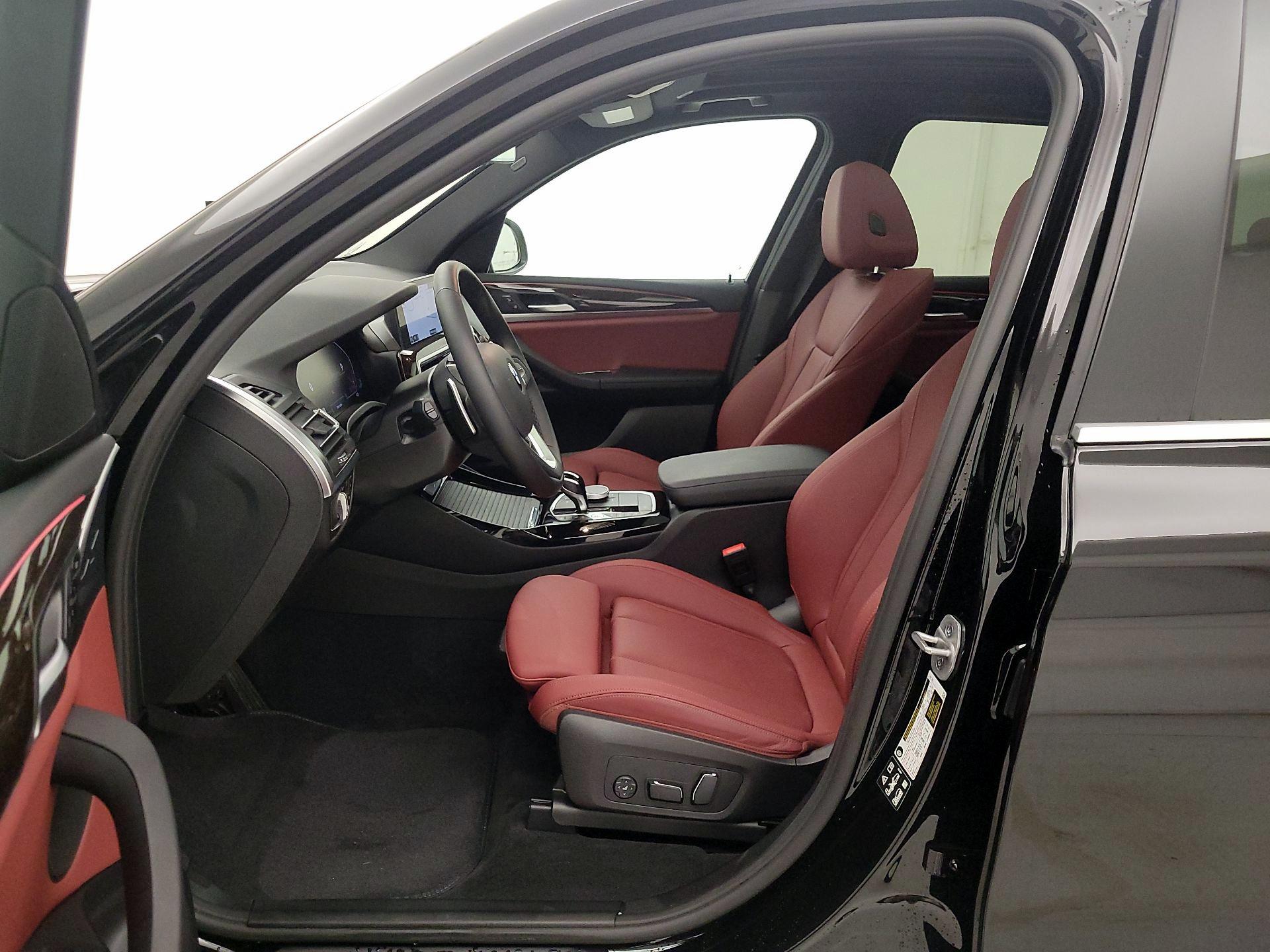 Thumbnail: 2024 BMW X3 - 11