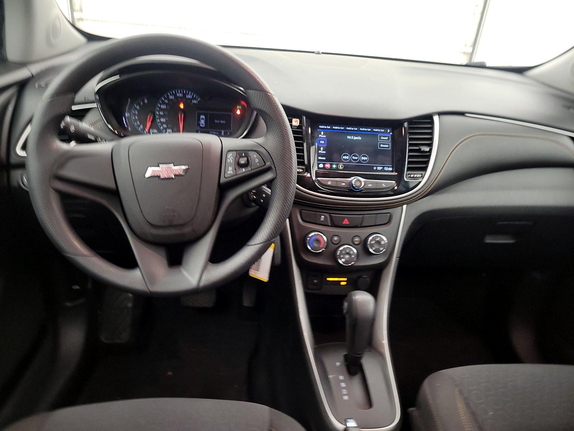 Thumbnail: 2018 Chevrolet Trax - 10