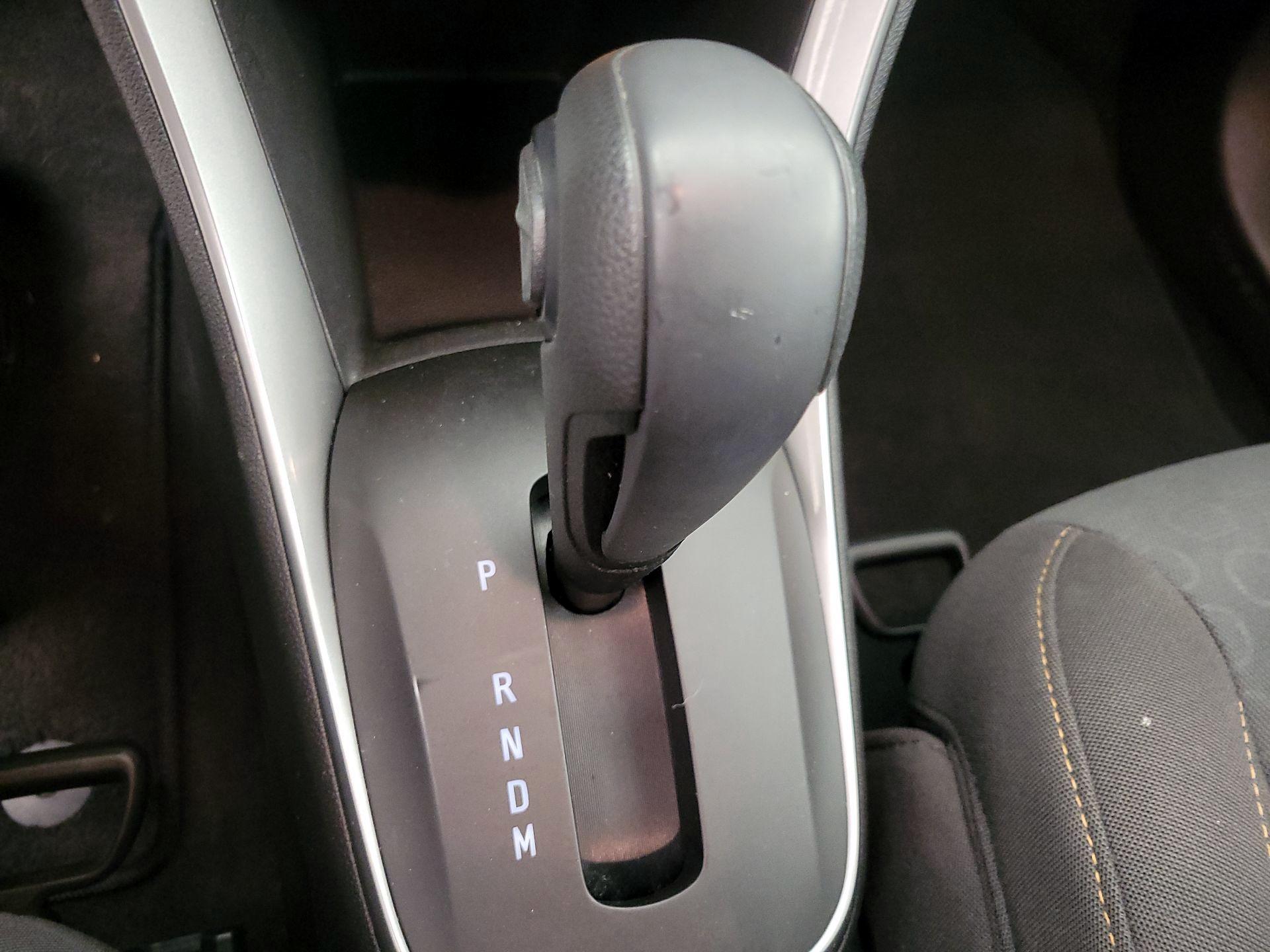 Thumbnail: 2018 Chevrolet Trax - 17