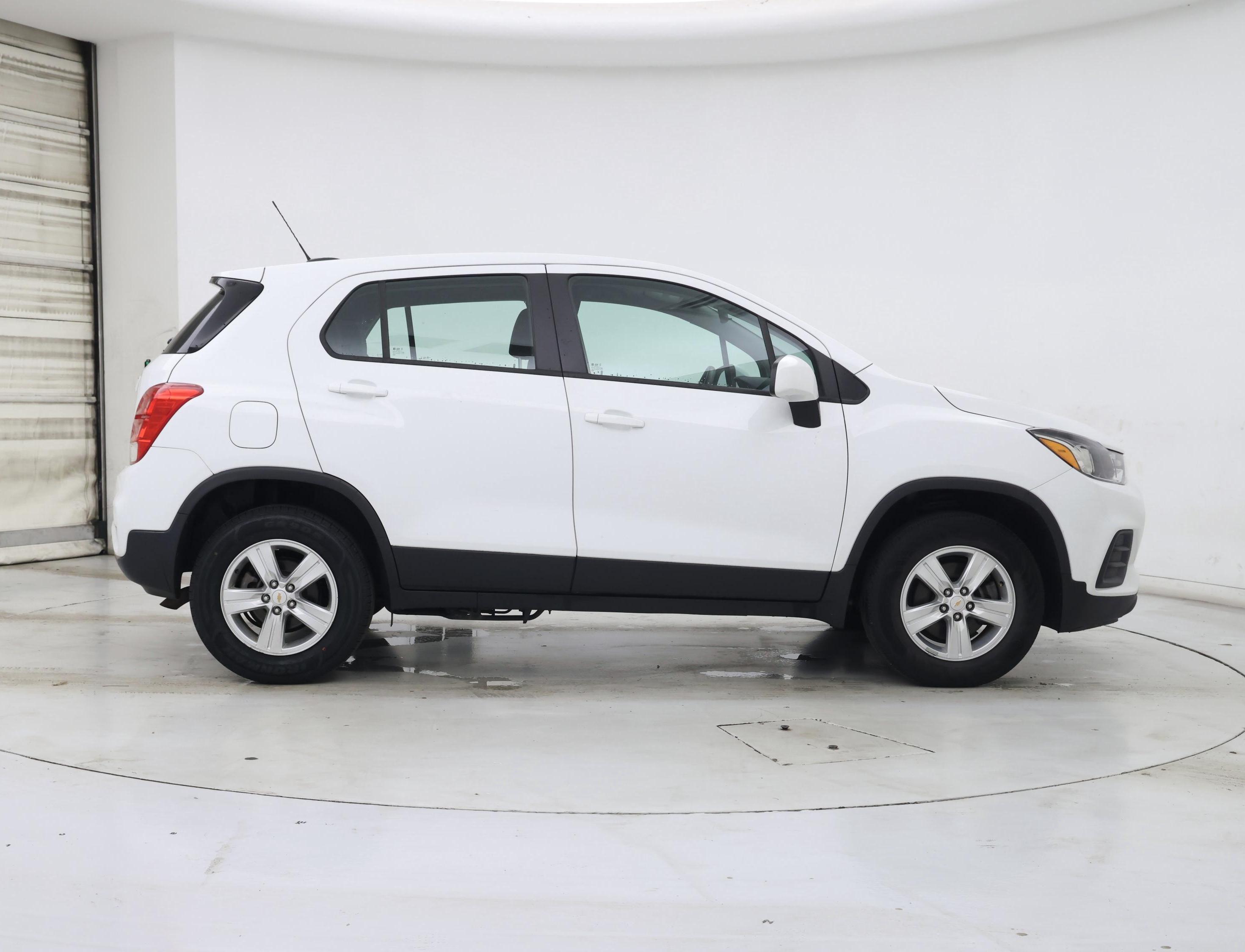 Thumbnail: 2018 Chevrolet Trax - 7