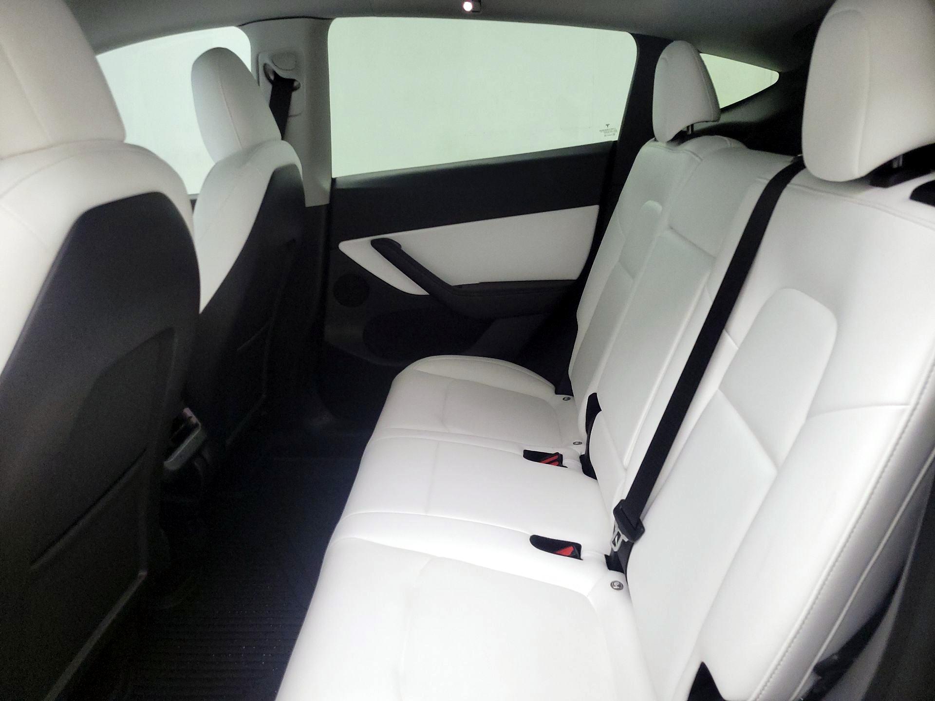 Thumbnail: 2022 Tesla Model Y - 18