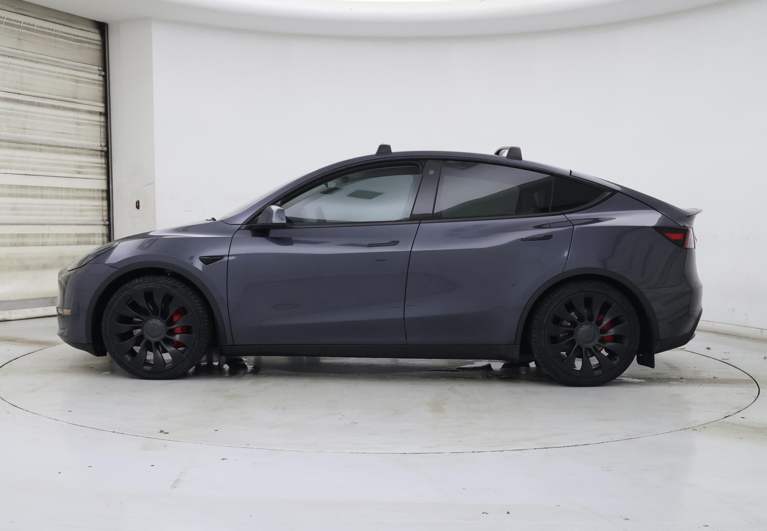 Thumbnail: 2022 Tesla Model Y - 3