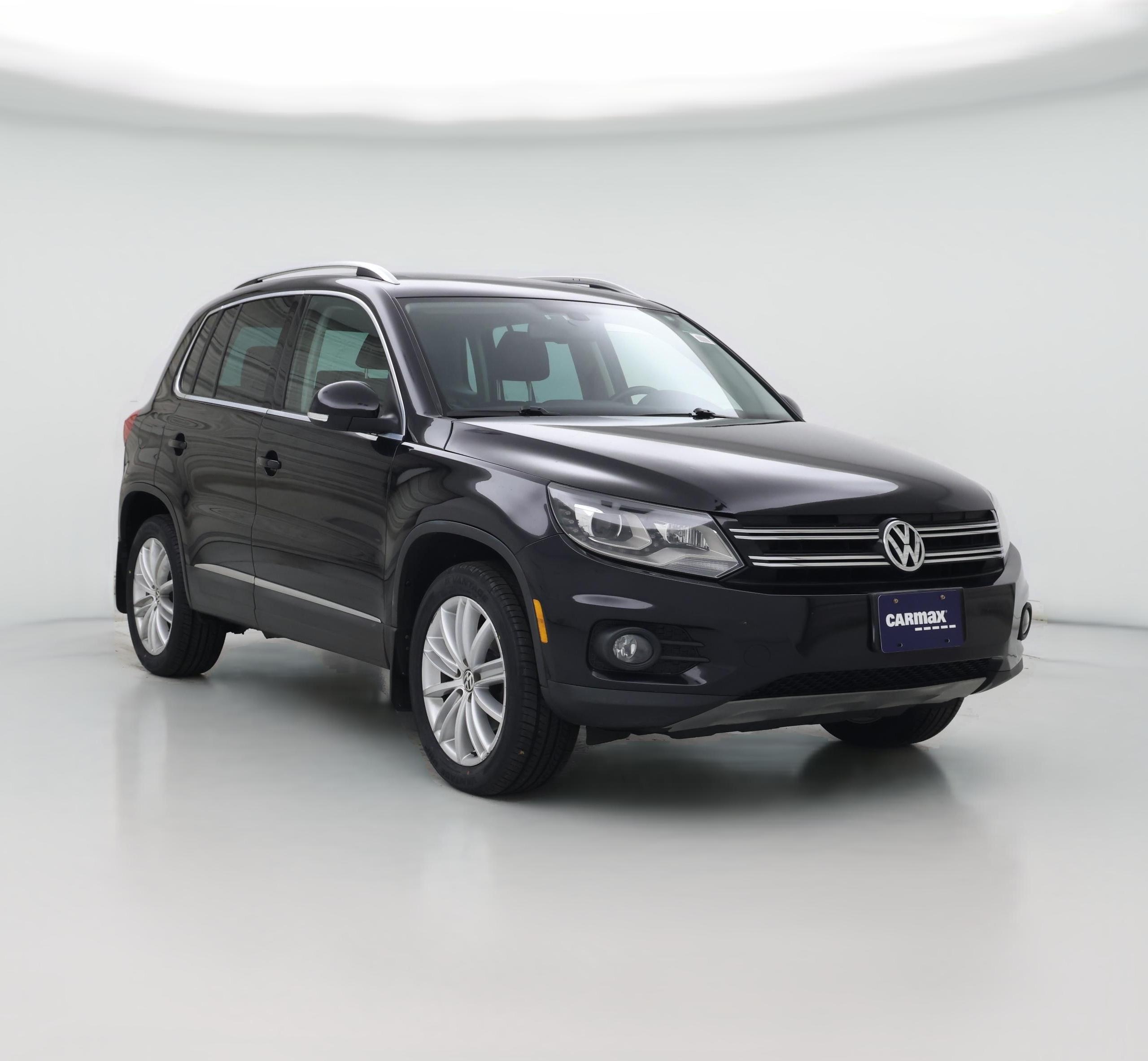 Thumbnail: 2016 Volkswagen Tiguan - 1