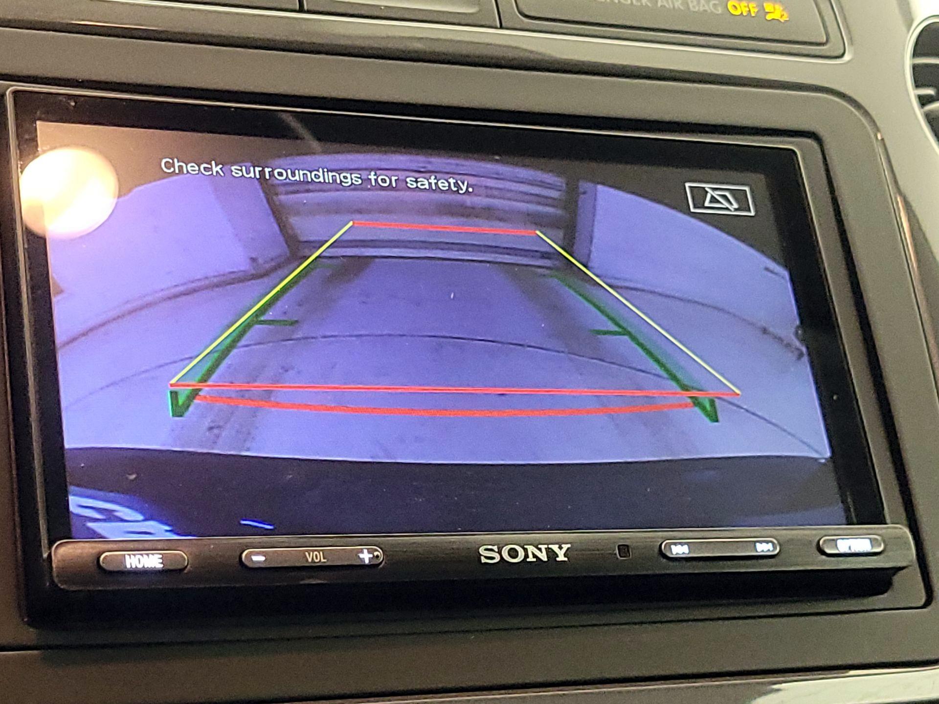 Thumbnail: 2016 Volkswagen Tiguan - 14