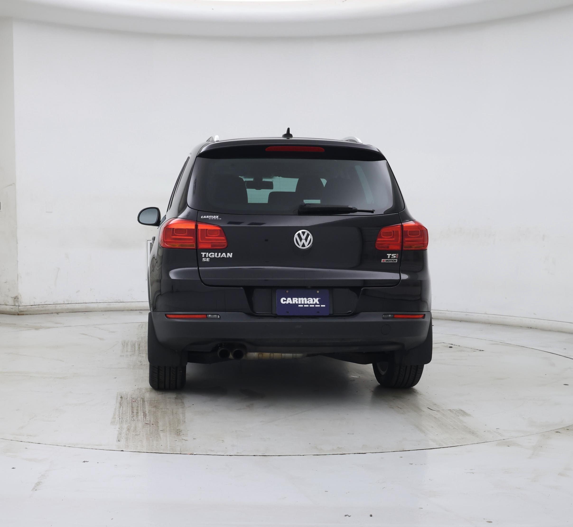 Thumbnail: 2016 Volkswagen Tiguan - 6