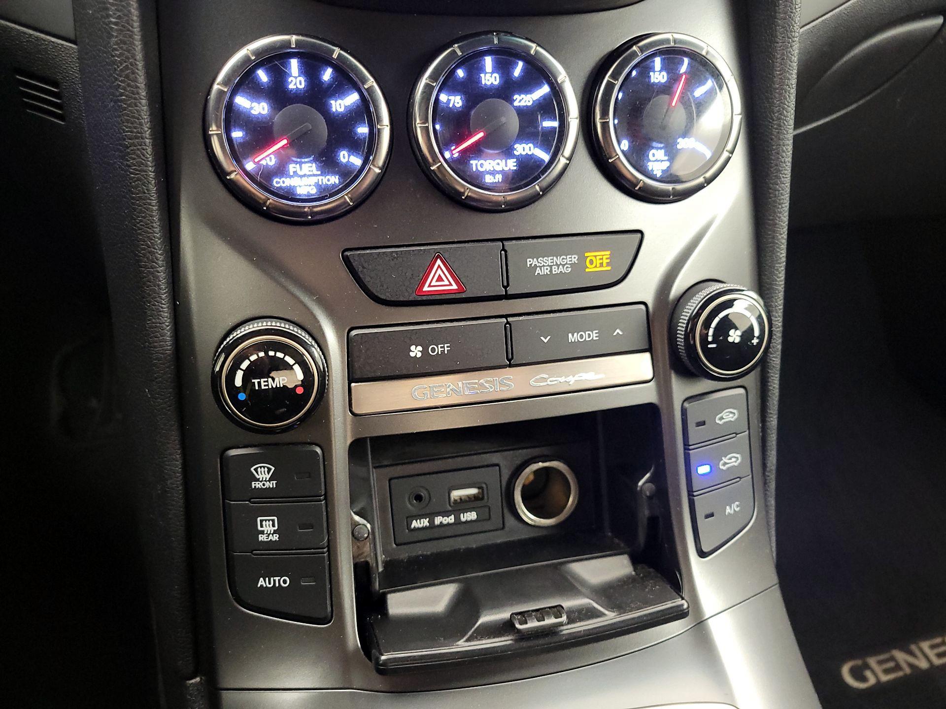 Thumbnail: 2016 Hyundai Genesis - 15