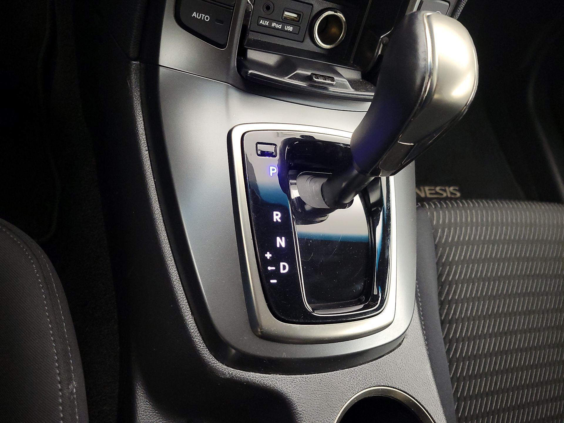 Thumbnail: 2016 Hyundai Genesis - 16