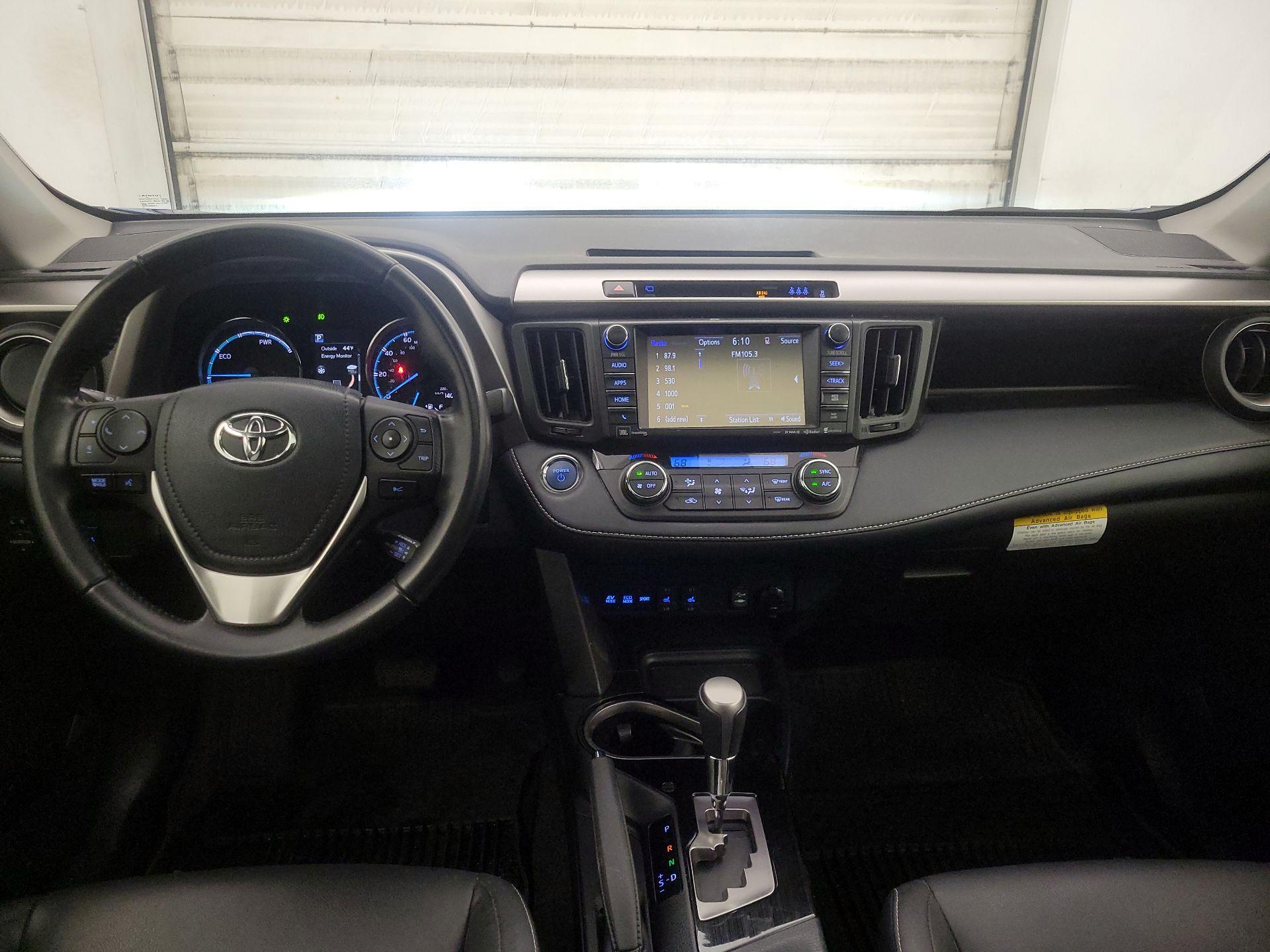 Thumbnail: 2018 Toyota RAV4 - 9