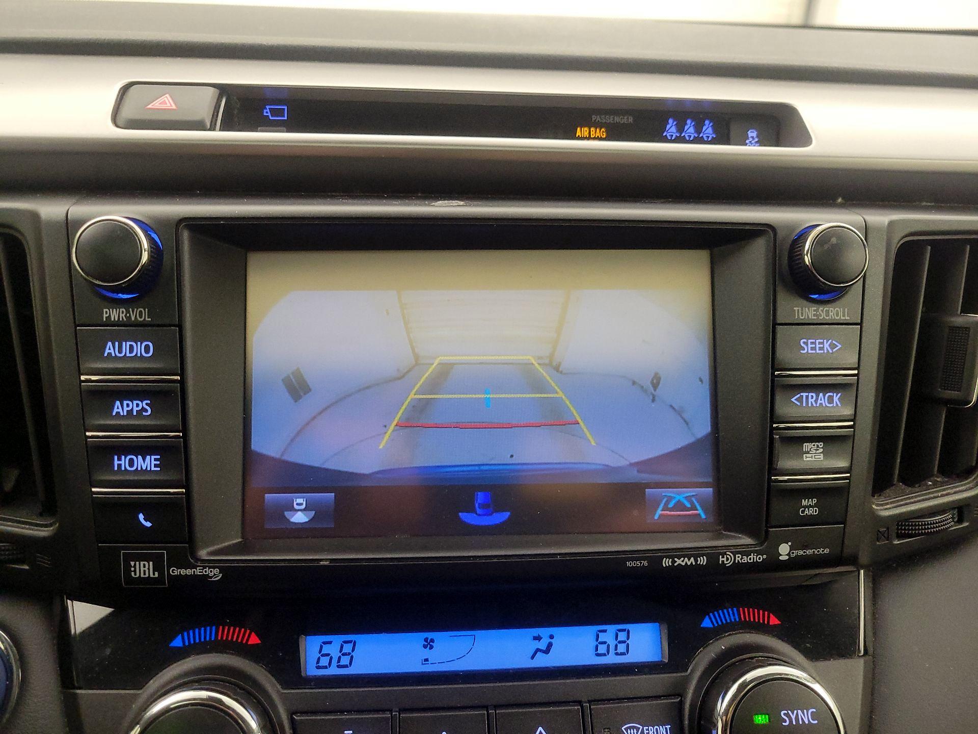 Thumbnail: 2018 Toyota RAV4 - 14