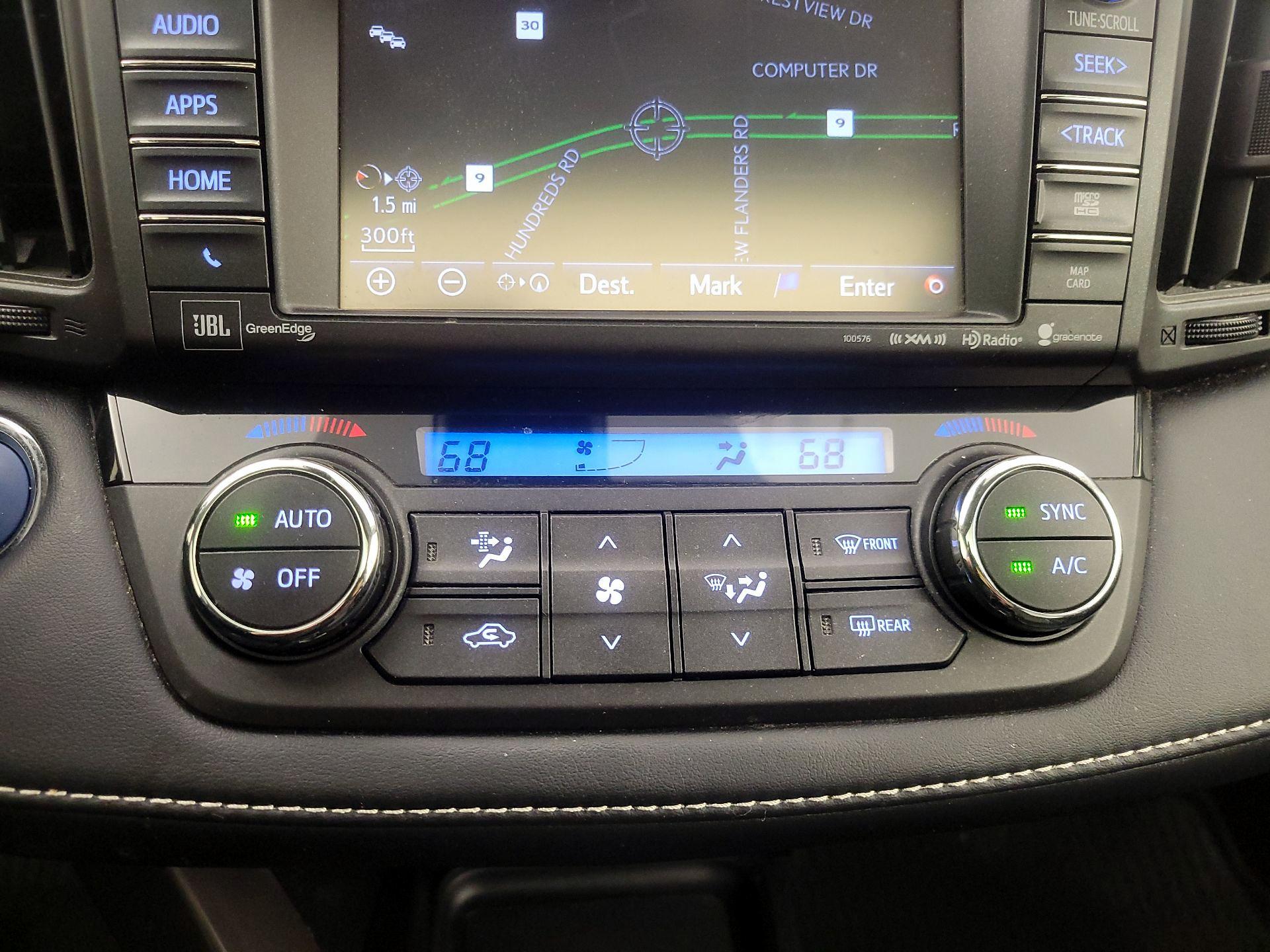 Thumbnail: 2018 Toyota RAV4 - 16