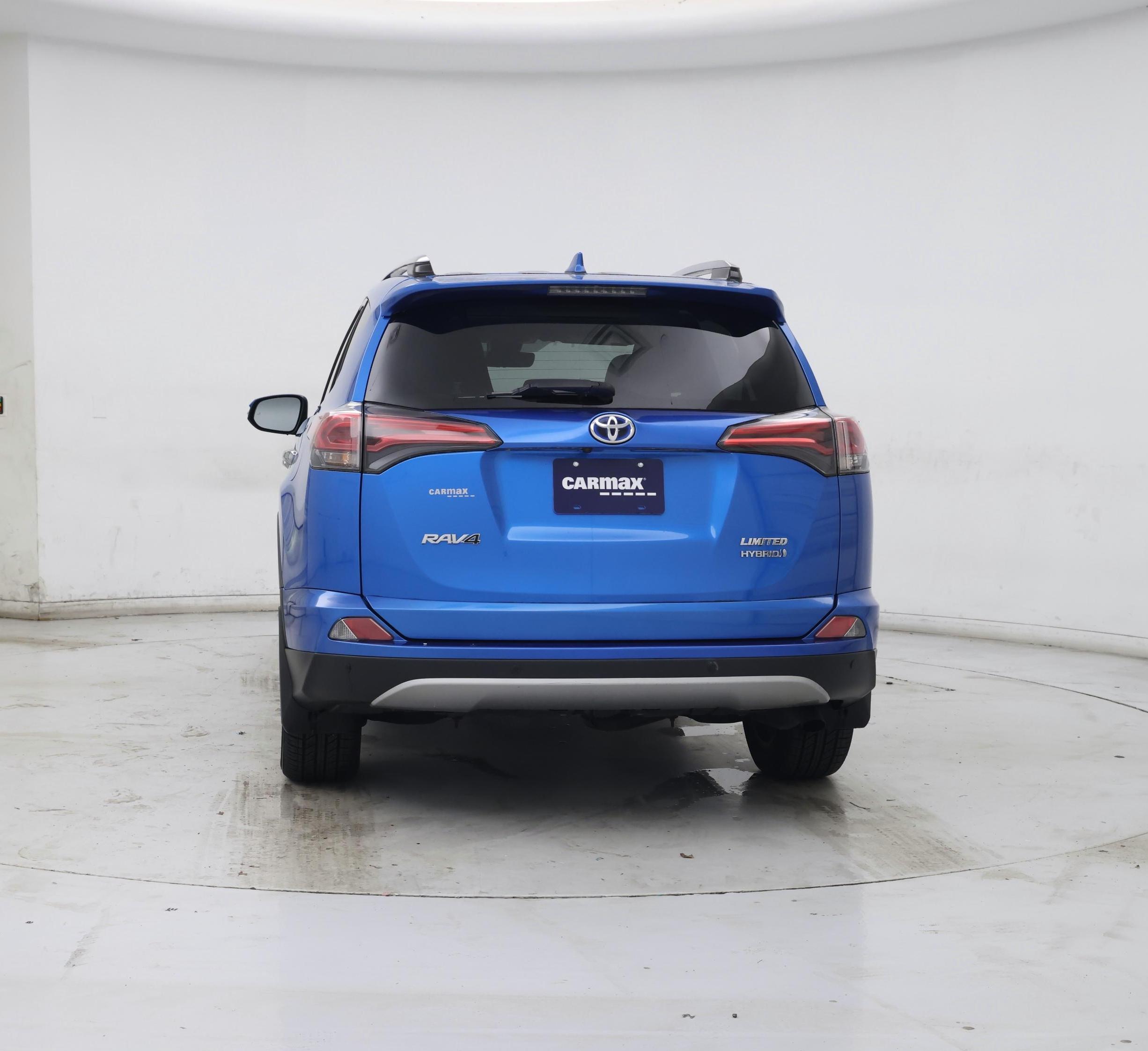 Thumbnail: 2018 Toyota RAV4 - 6