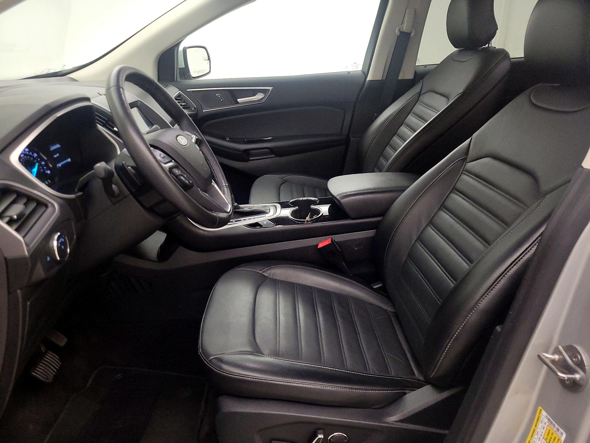 Thumbnail: 2018 Ford Edge - 11