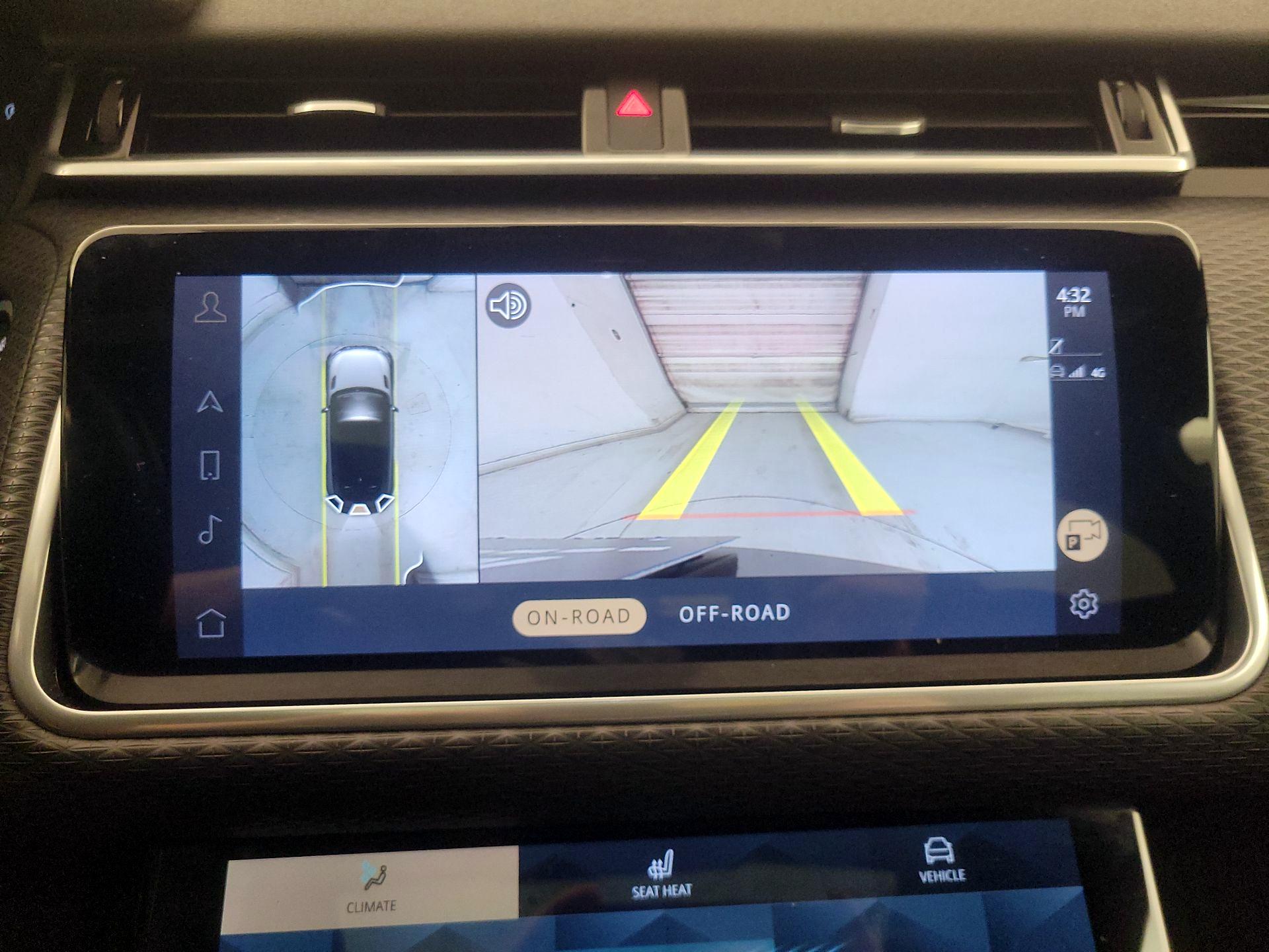 Thumbnail: 2021 Land Rover Range Rover Velar - 15