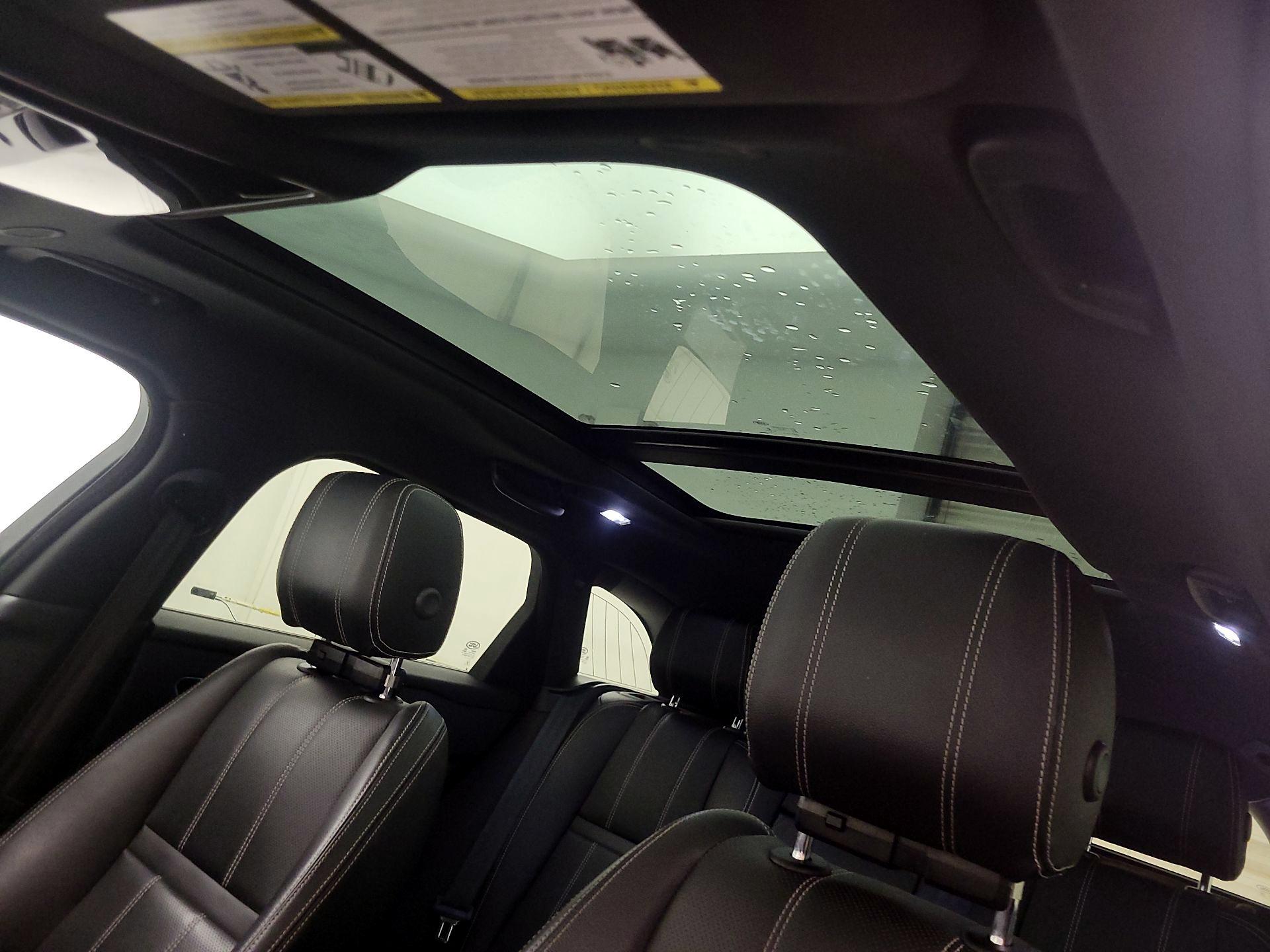 Thumbnail: 2021 Land Rover Range Rover Velar - 20