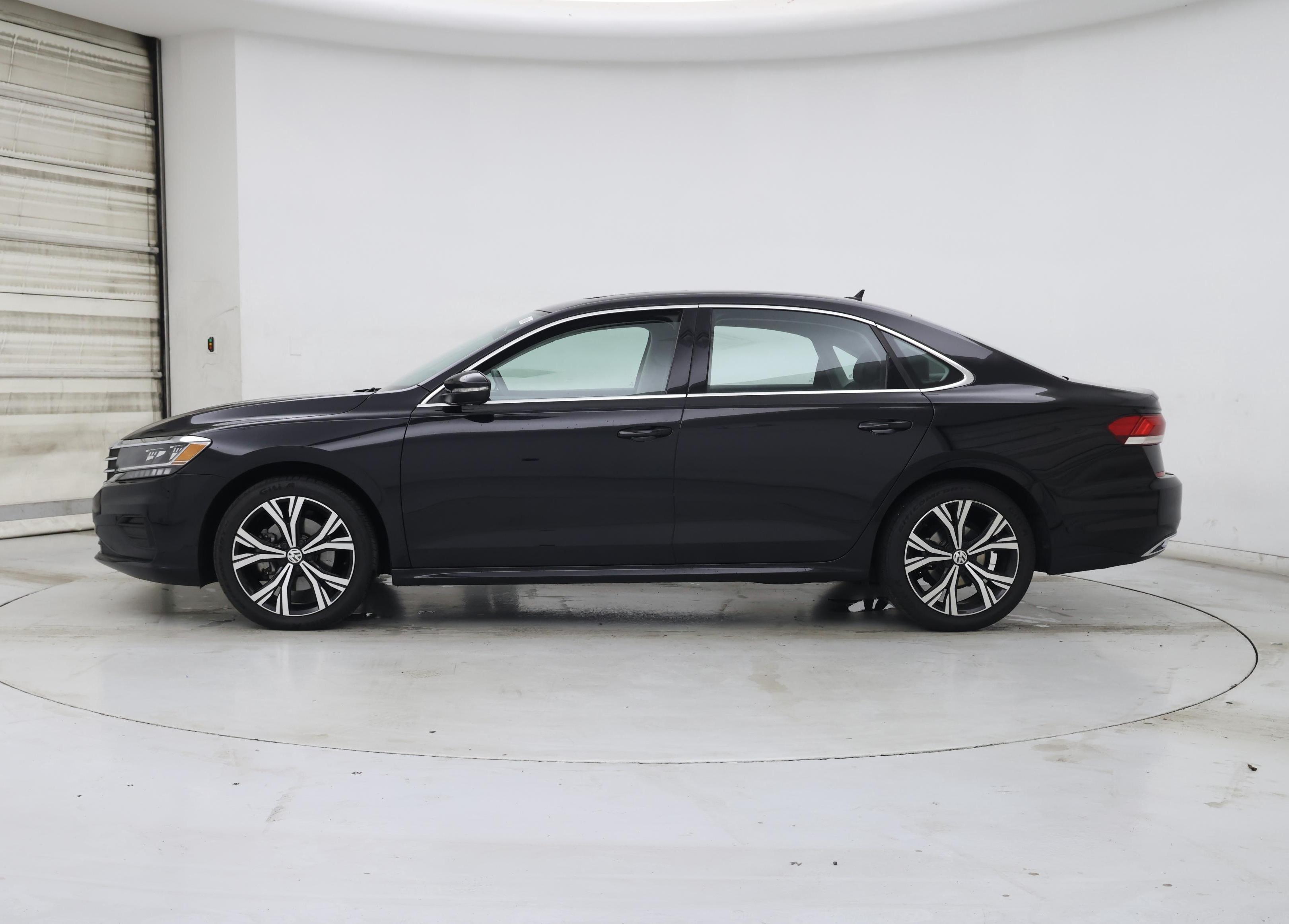 Thumbnail: 2022 Volkswagen Passat - 3