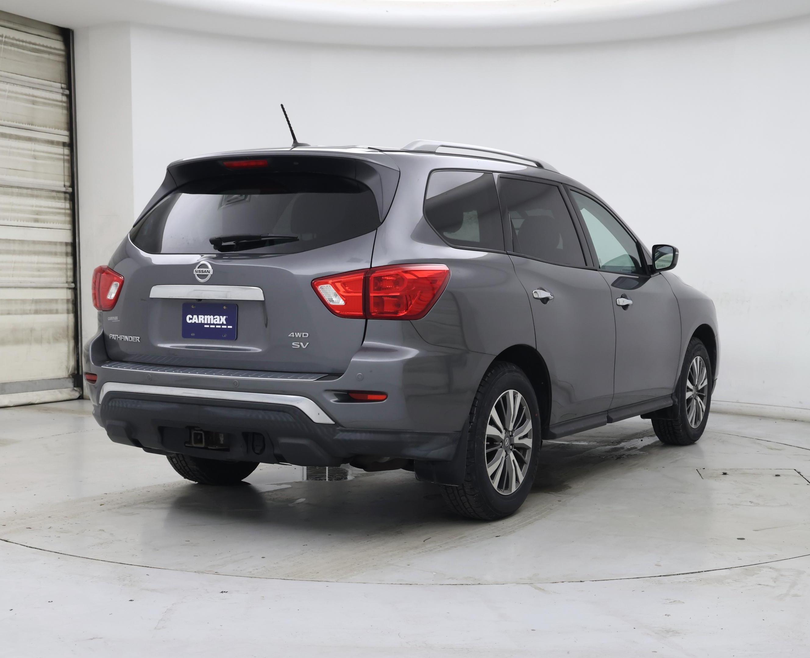 Thumbnail: 2018 Nissan Pathfinder - 8