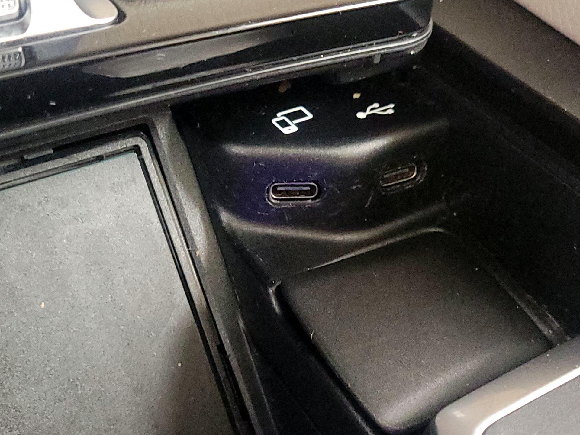 Thumbnail: 2020 Mercedes-Benz GLE - 19