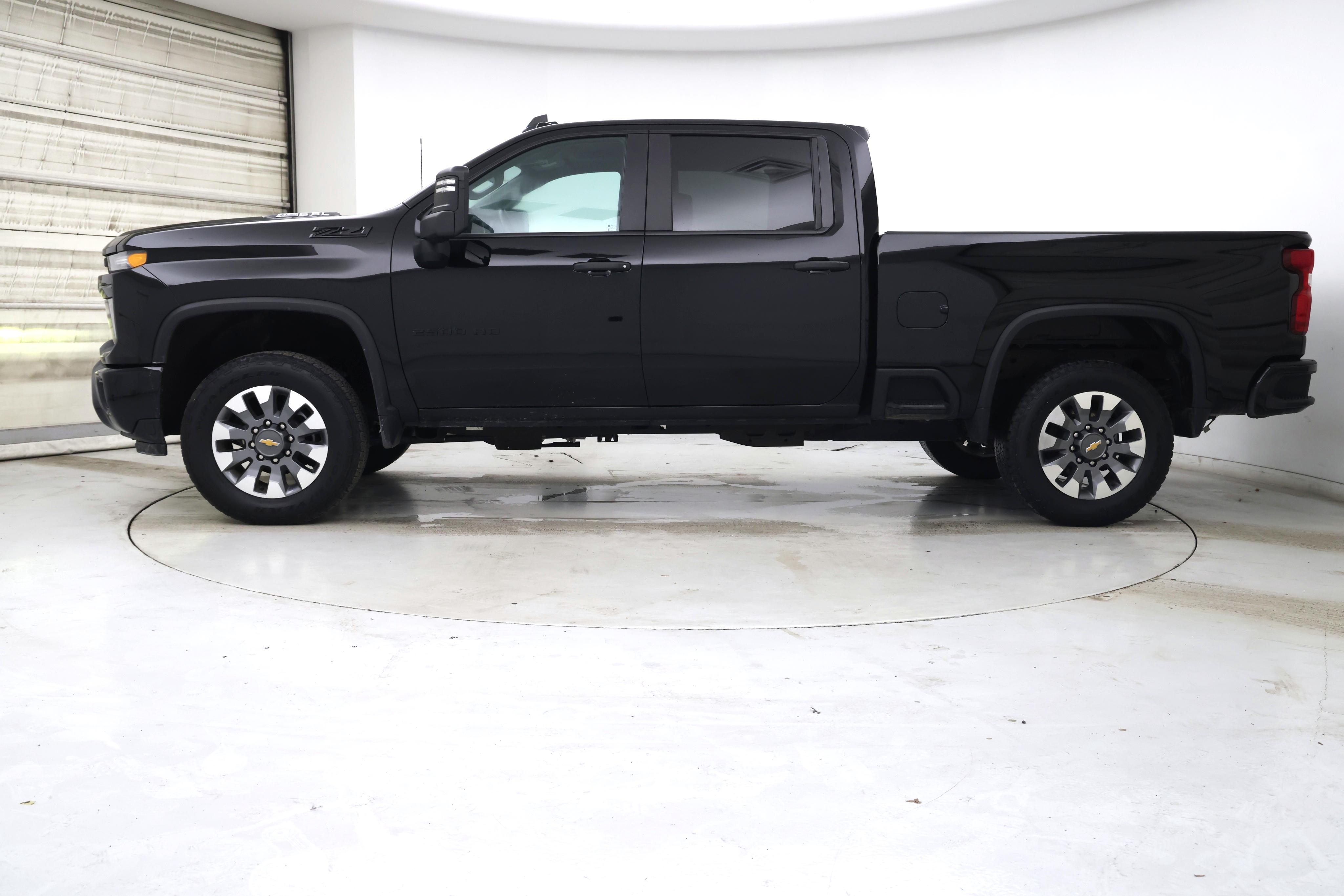 Thumbnail: 2024 Chevrolet Silverado 2500 - 3