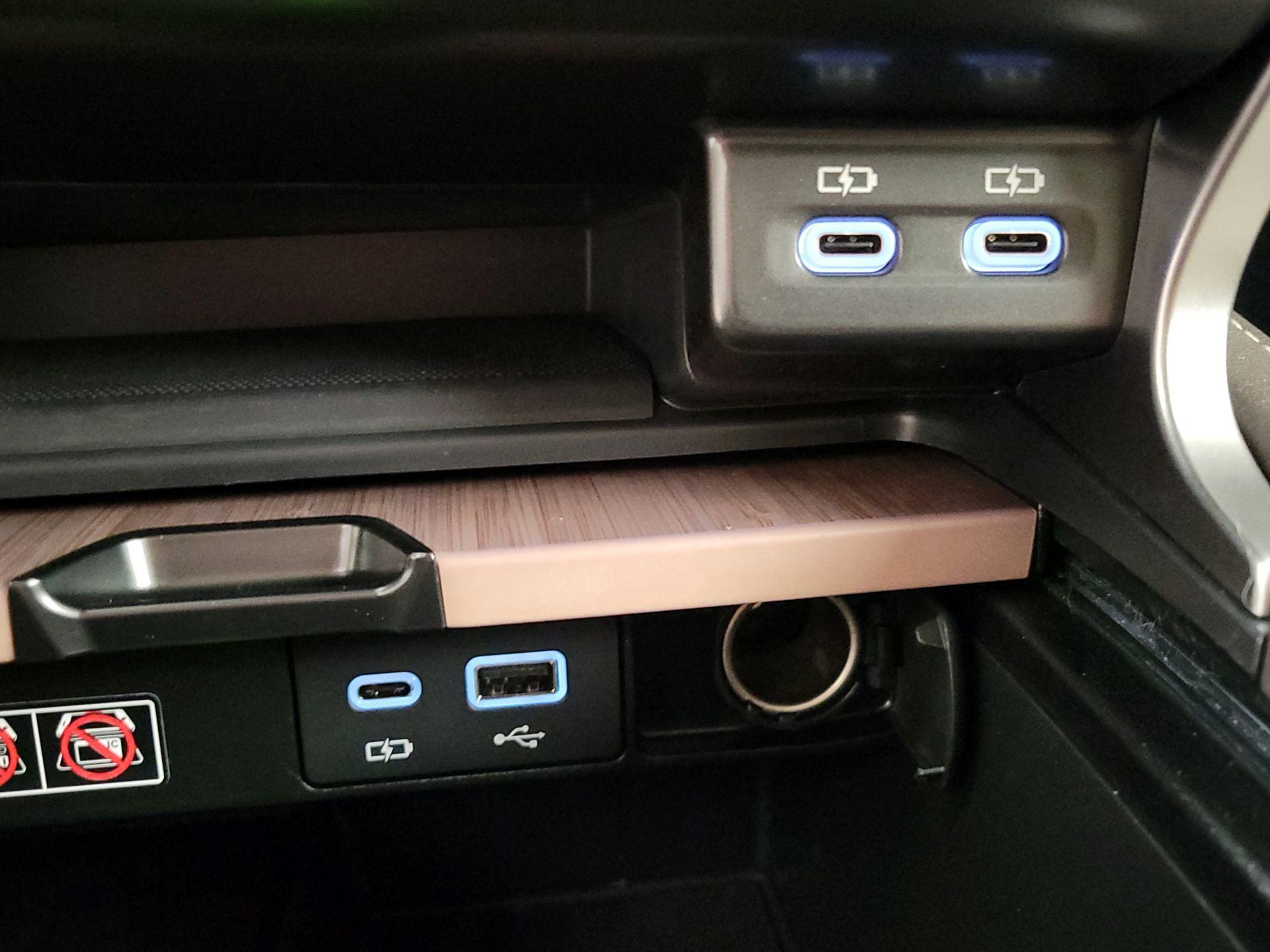 Thumbnail: 2024 Lexus RX - 18