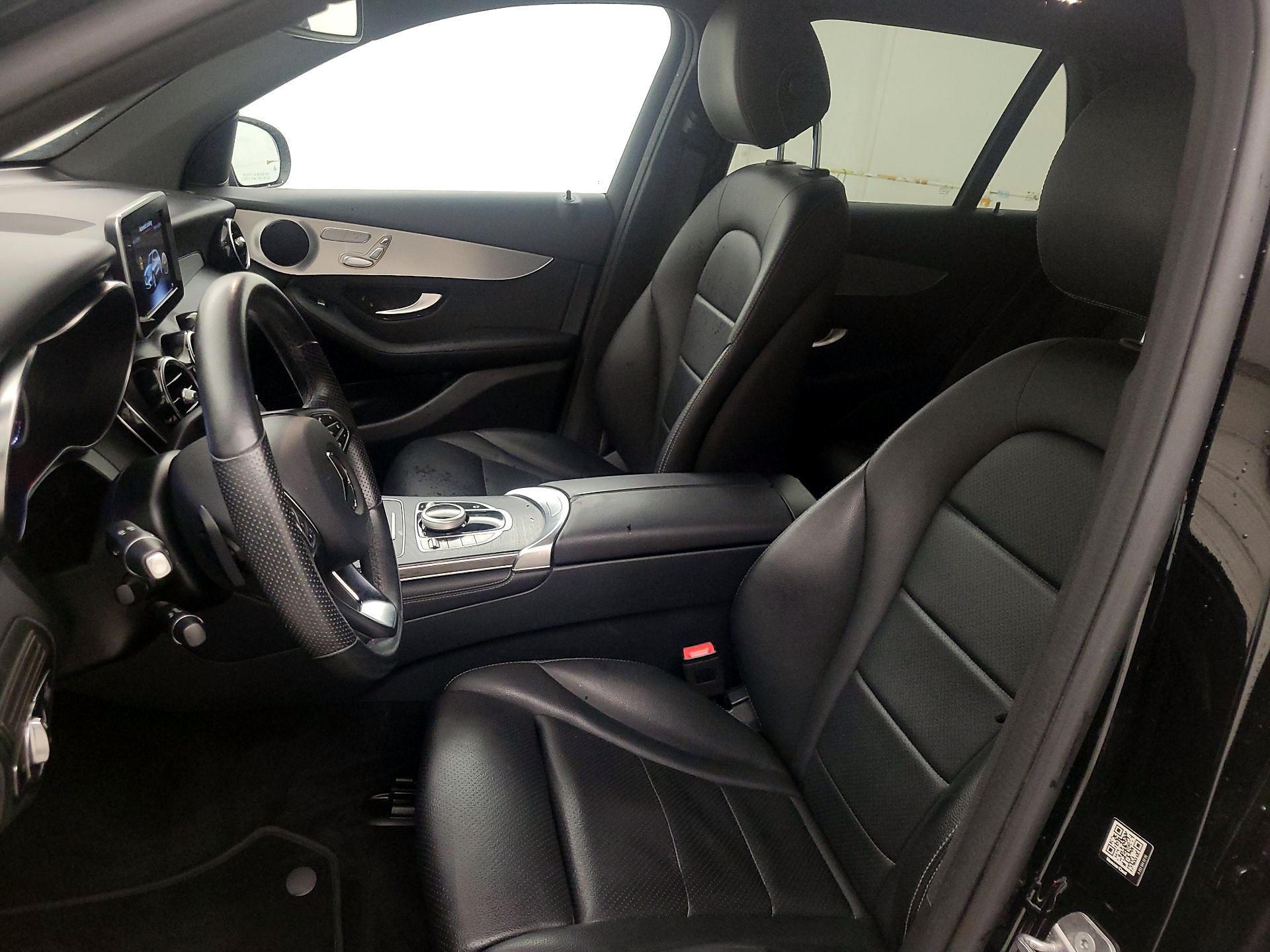 Thumbnail: 2019 Mercedes-Benz GLC - 11