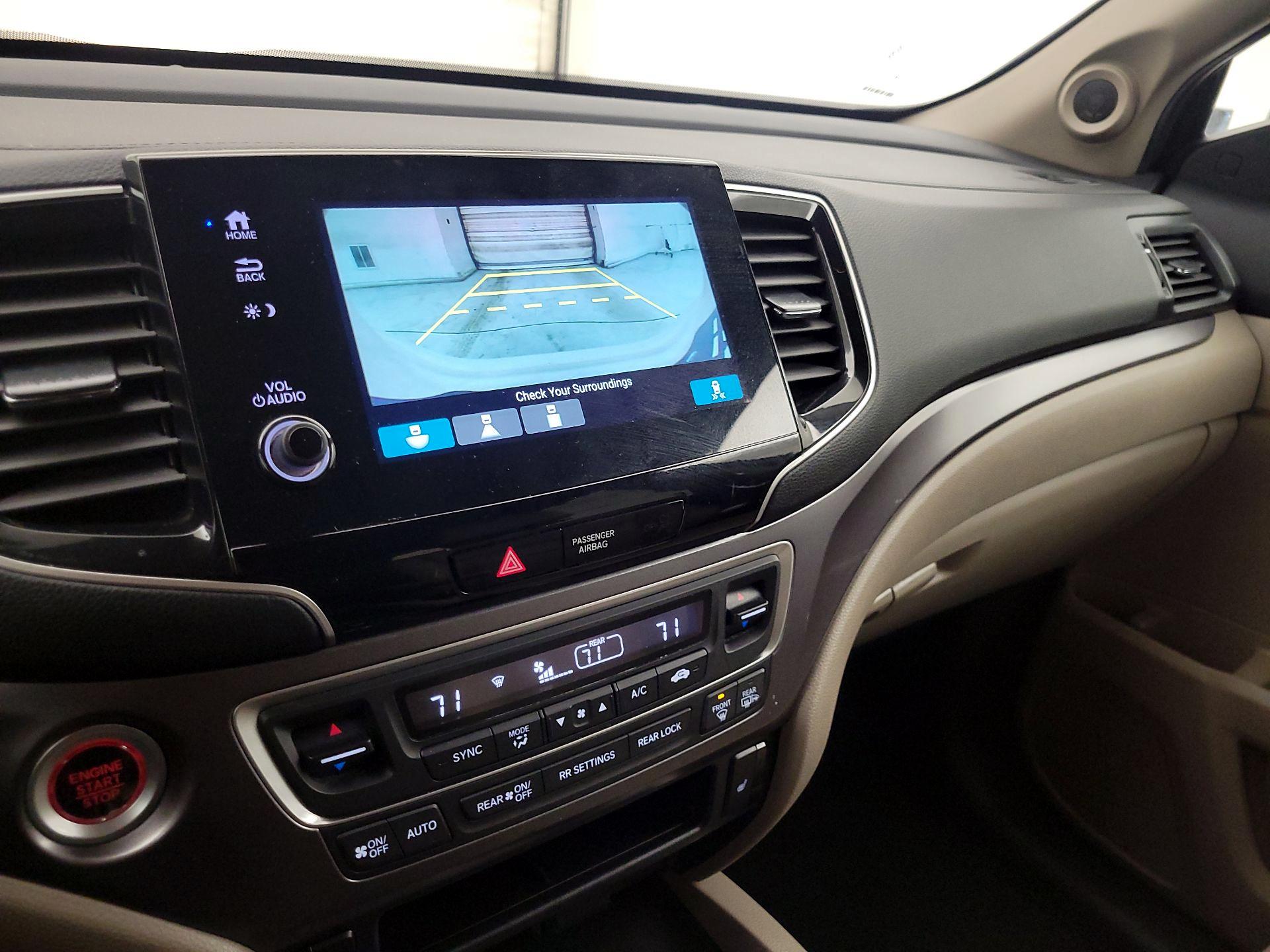 Thumbnail: 2020 Honda Pilot - 14