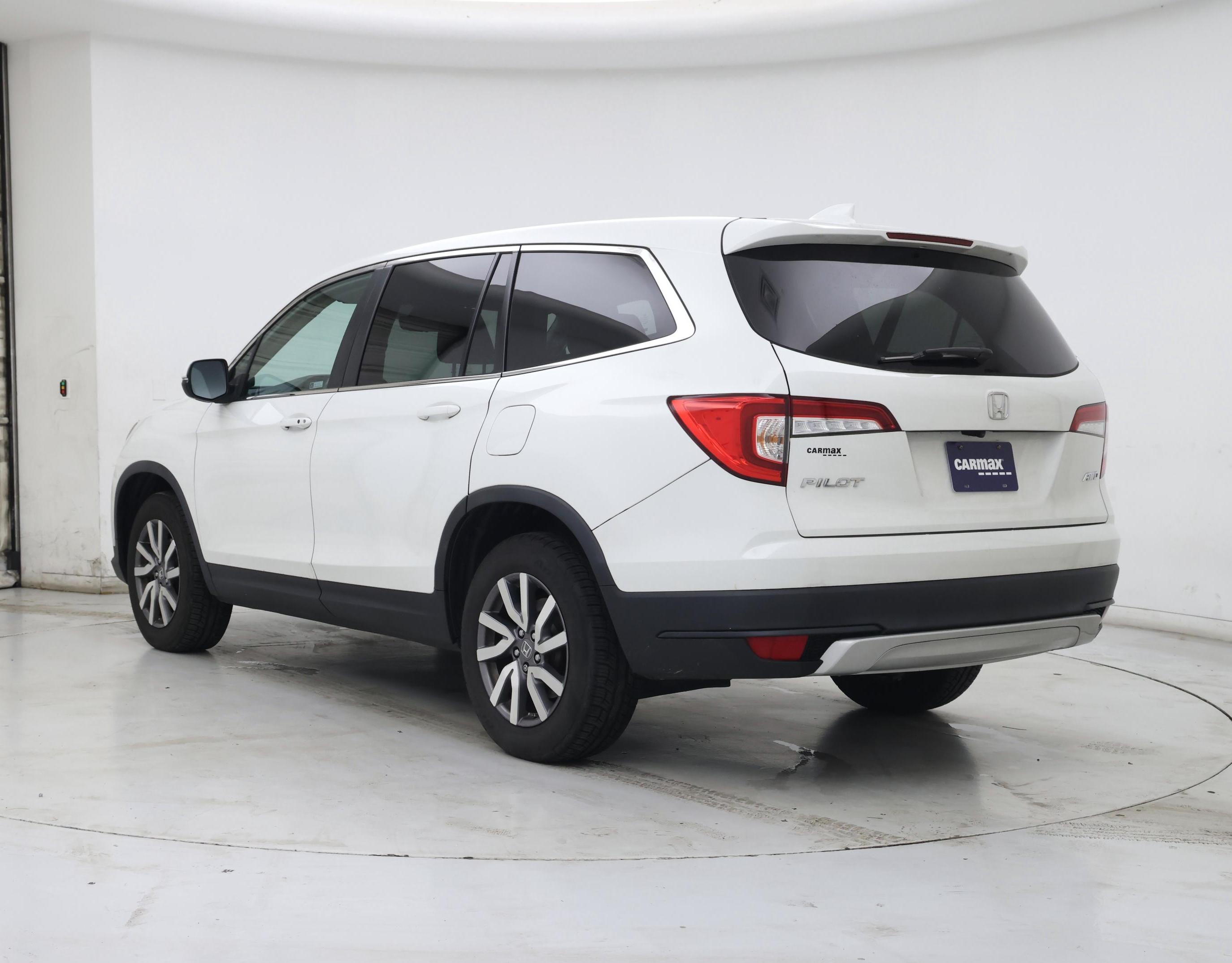 Thumbnail: 2020 Honda Pilot - 2