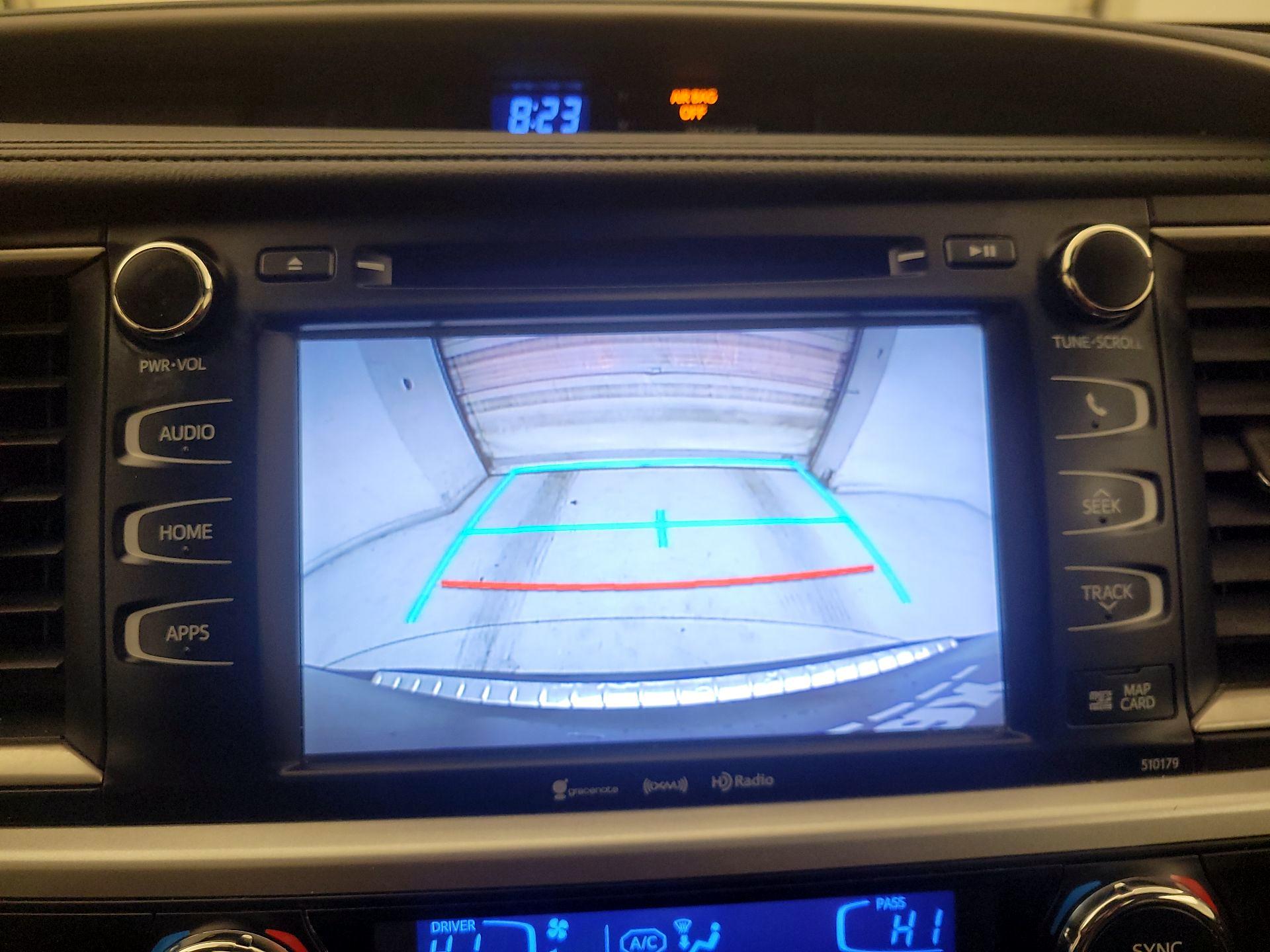 Thumbnail: 2017 Toyota Highlander - 14