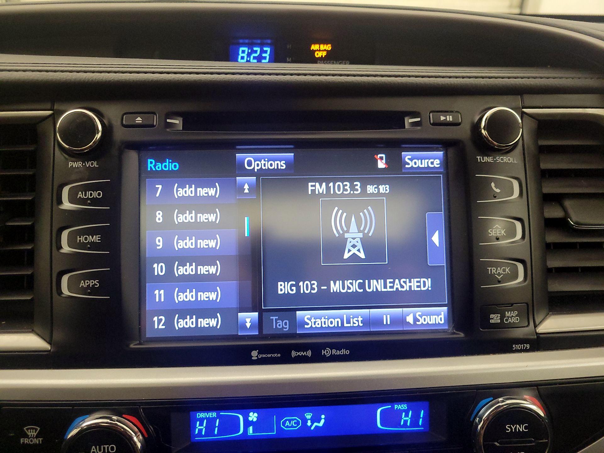 Thumbnail: 2017 Toyota Highlander - 15