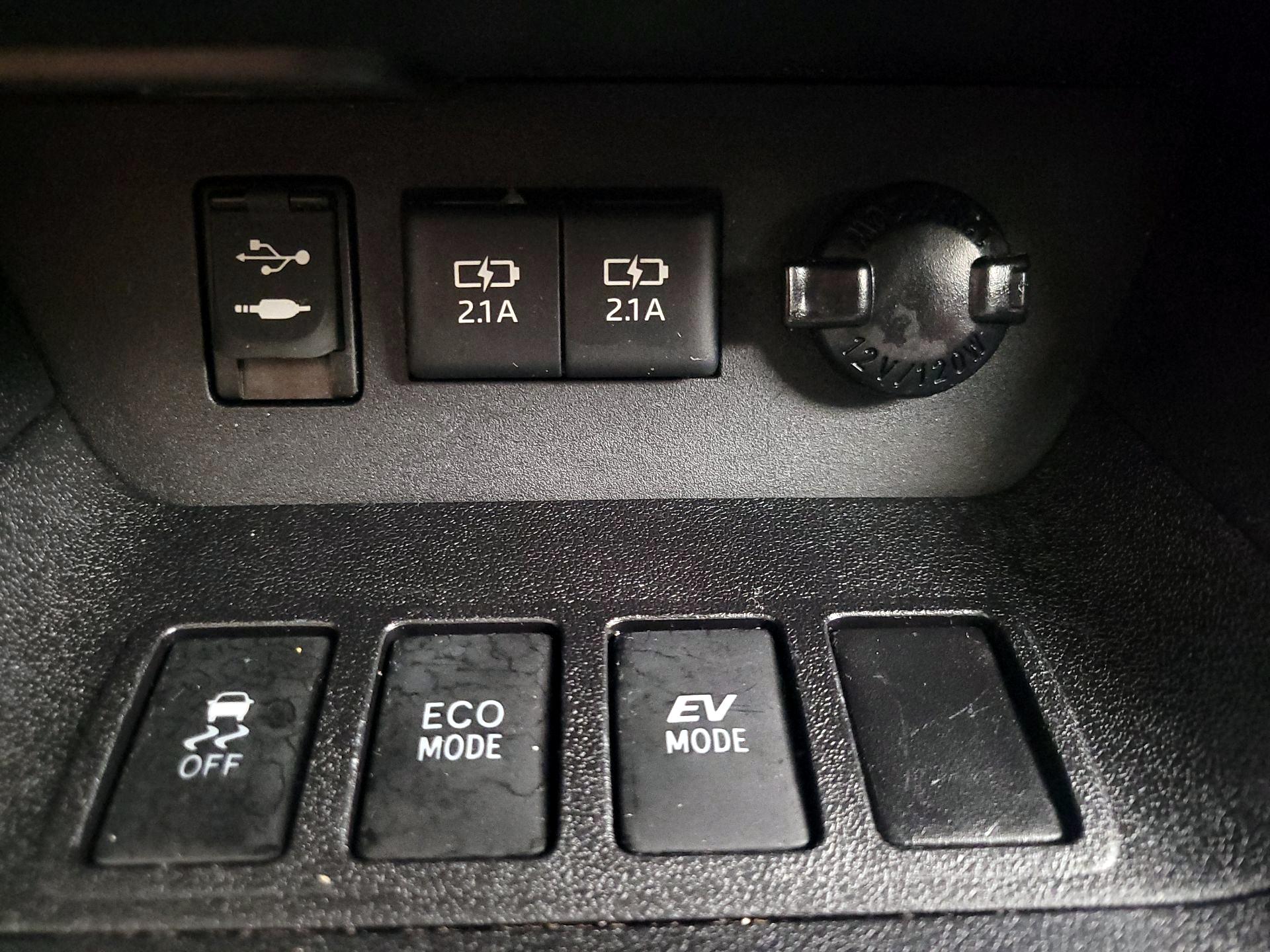 Thumbnail: 2017 Toyota Highlander - 18