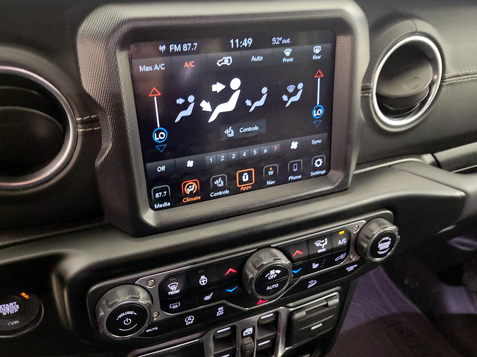 Thumbnail: 2020 Jeep Wrangler - 17