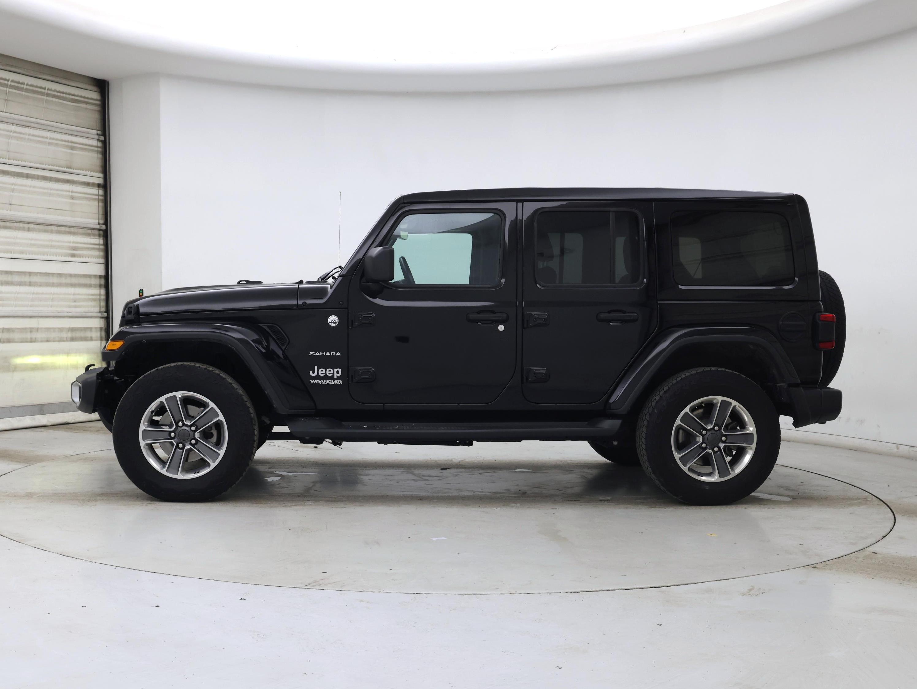 Thumbnail: 2020 Jeep Wrangler - 3