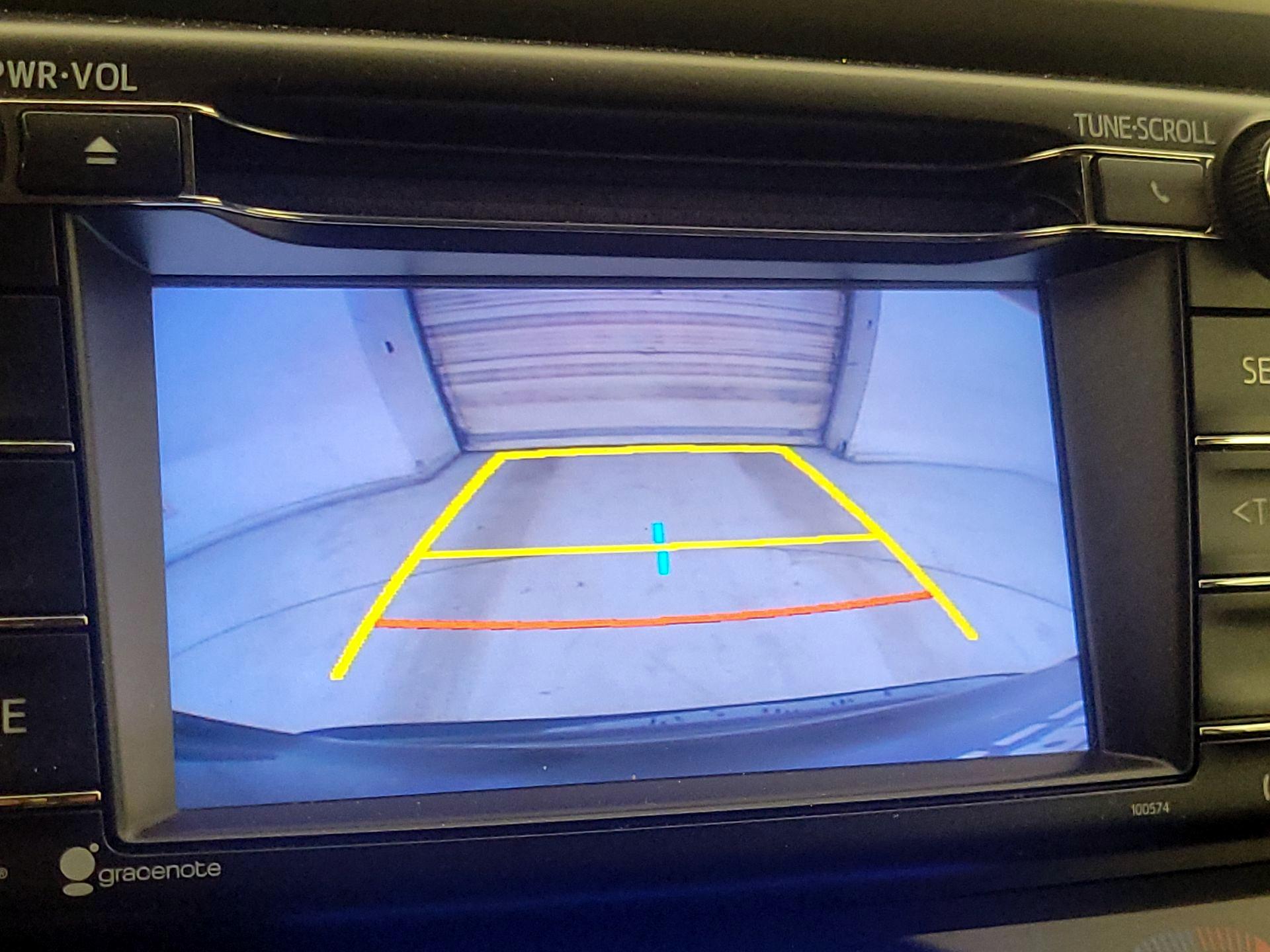 Thumbnail: 2018 Toyota RAV4 - 14