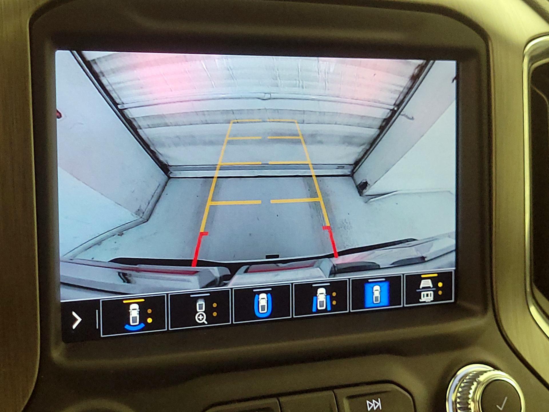 Thumbnail: 2020 GMC Sierra 3500 - 14