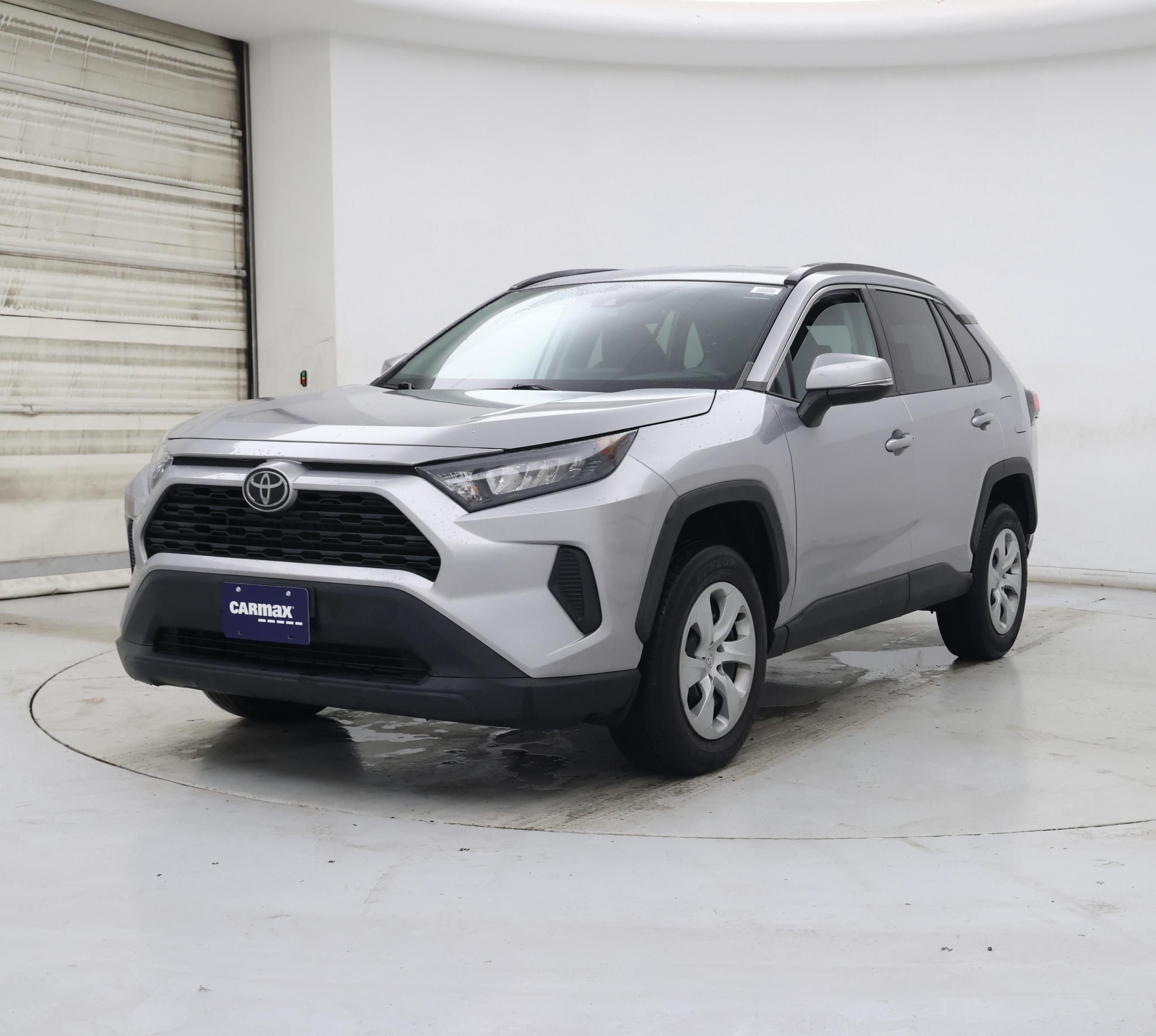 Thumbnail: 2021 Toyota RAV4 - 4