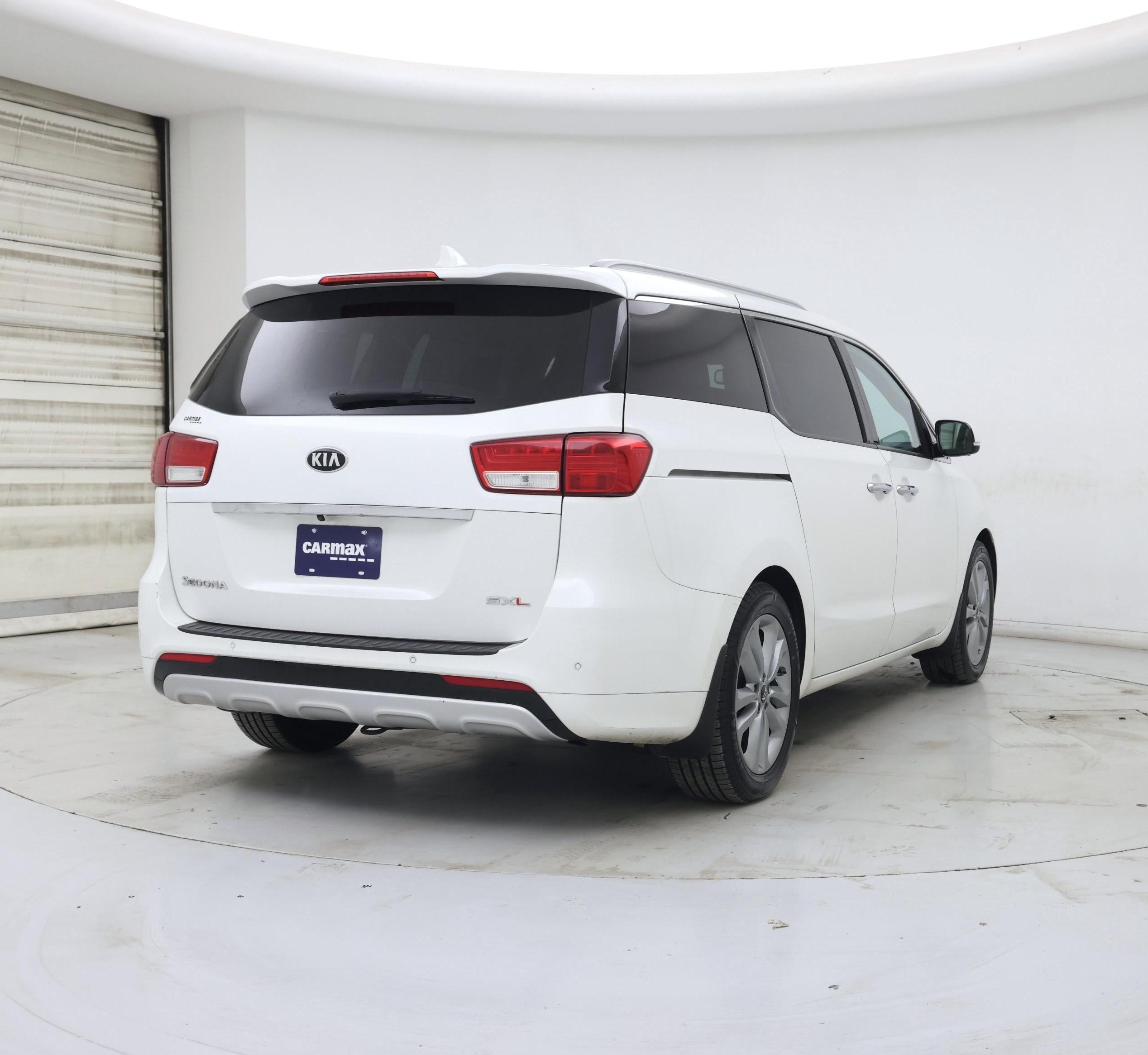 Thumbnail: 2015 Kia Sedona - 8