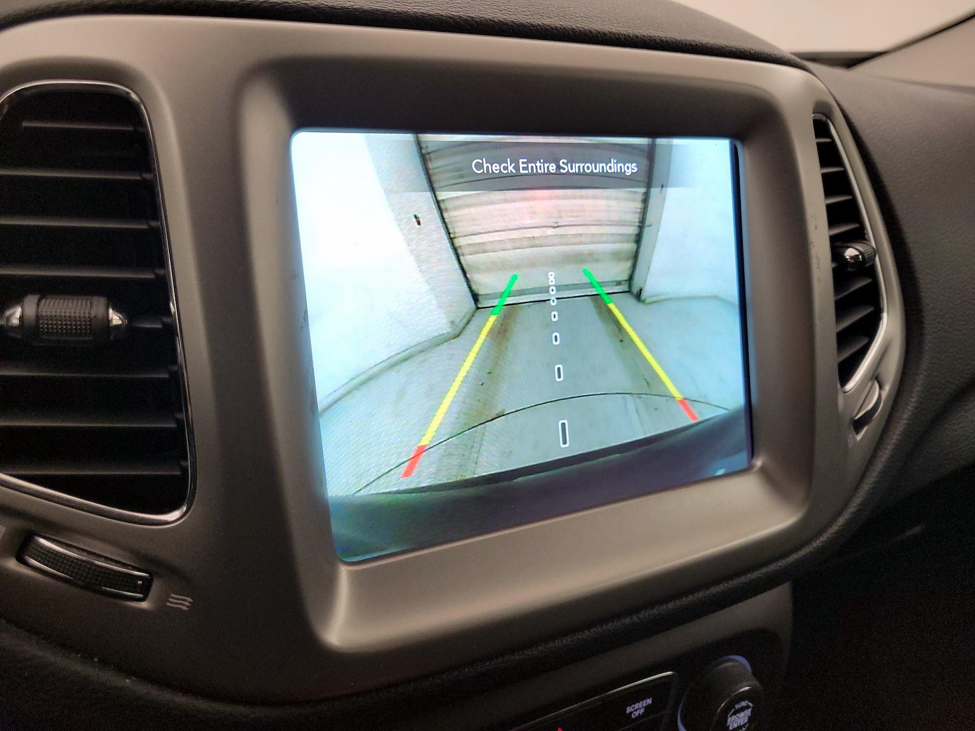 Thumbnail: 2020 Jeep Compass - 15