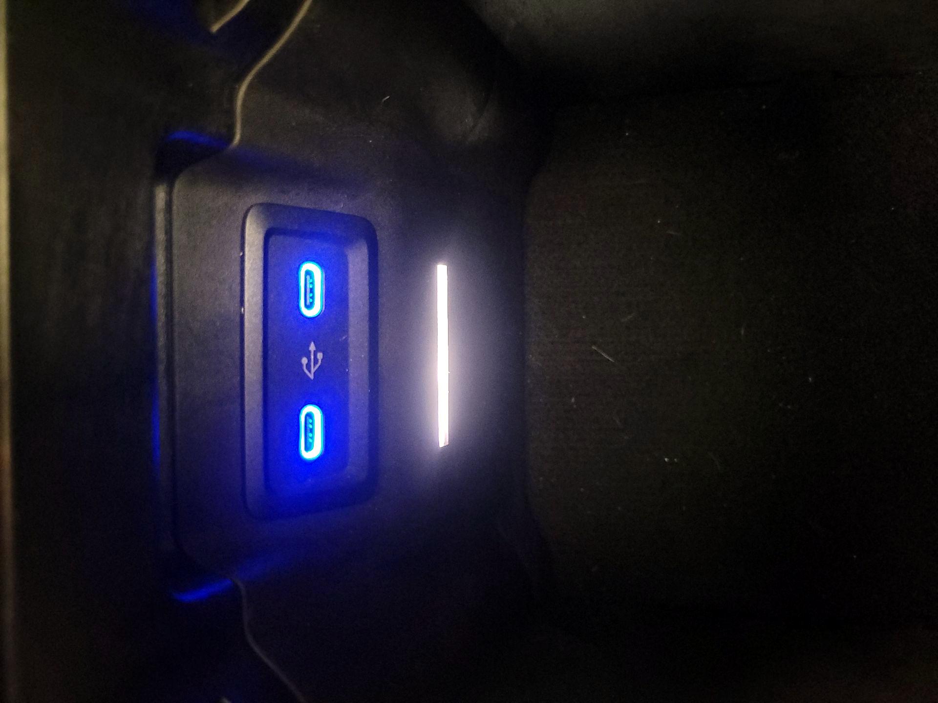 Thumbnail: 2023 Mercedes-Benz GLC - 19