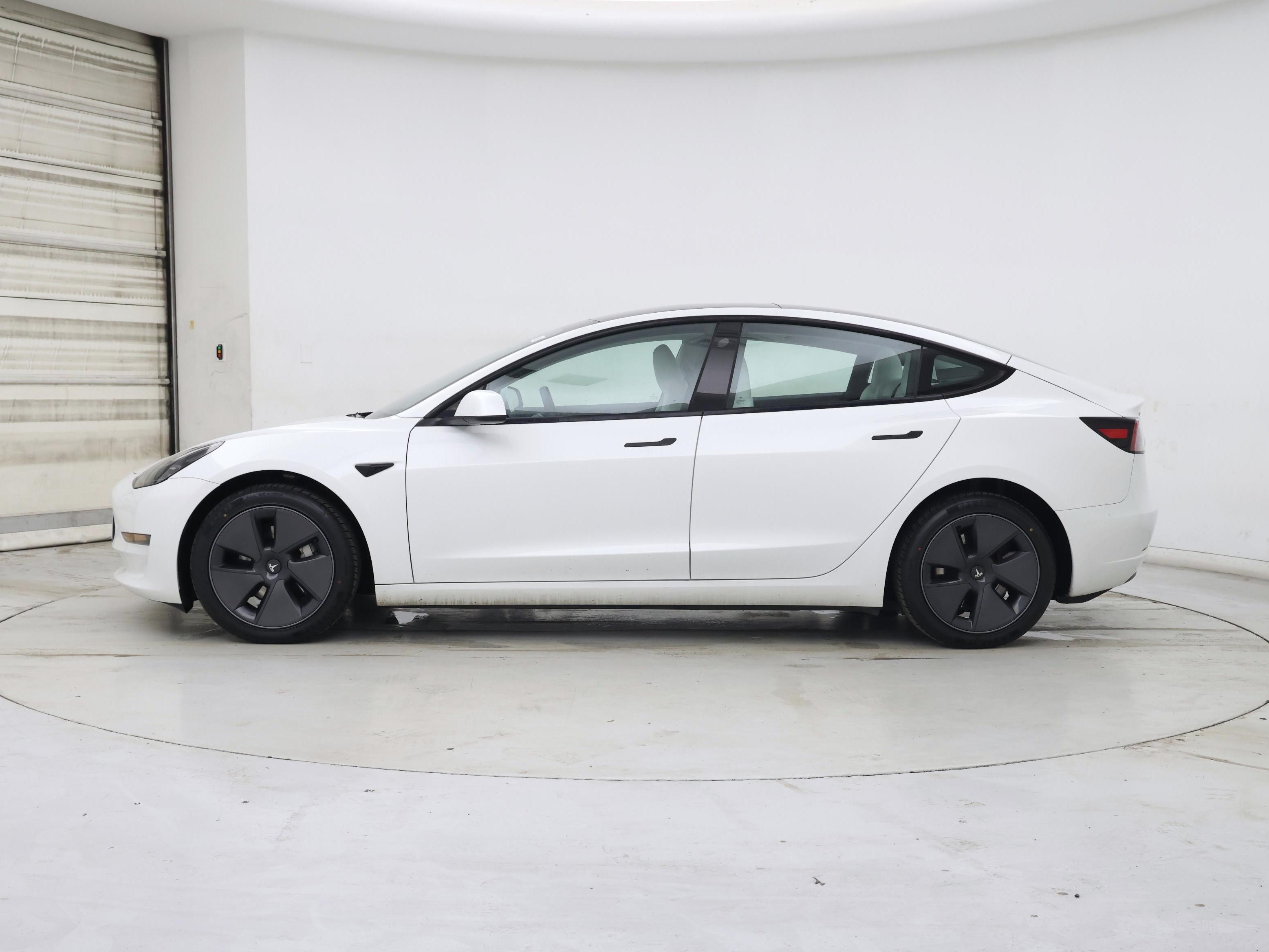 Thumbnail: 2023 Tesla Model 3 - 3