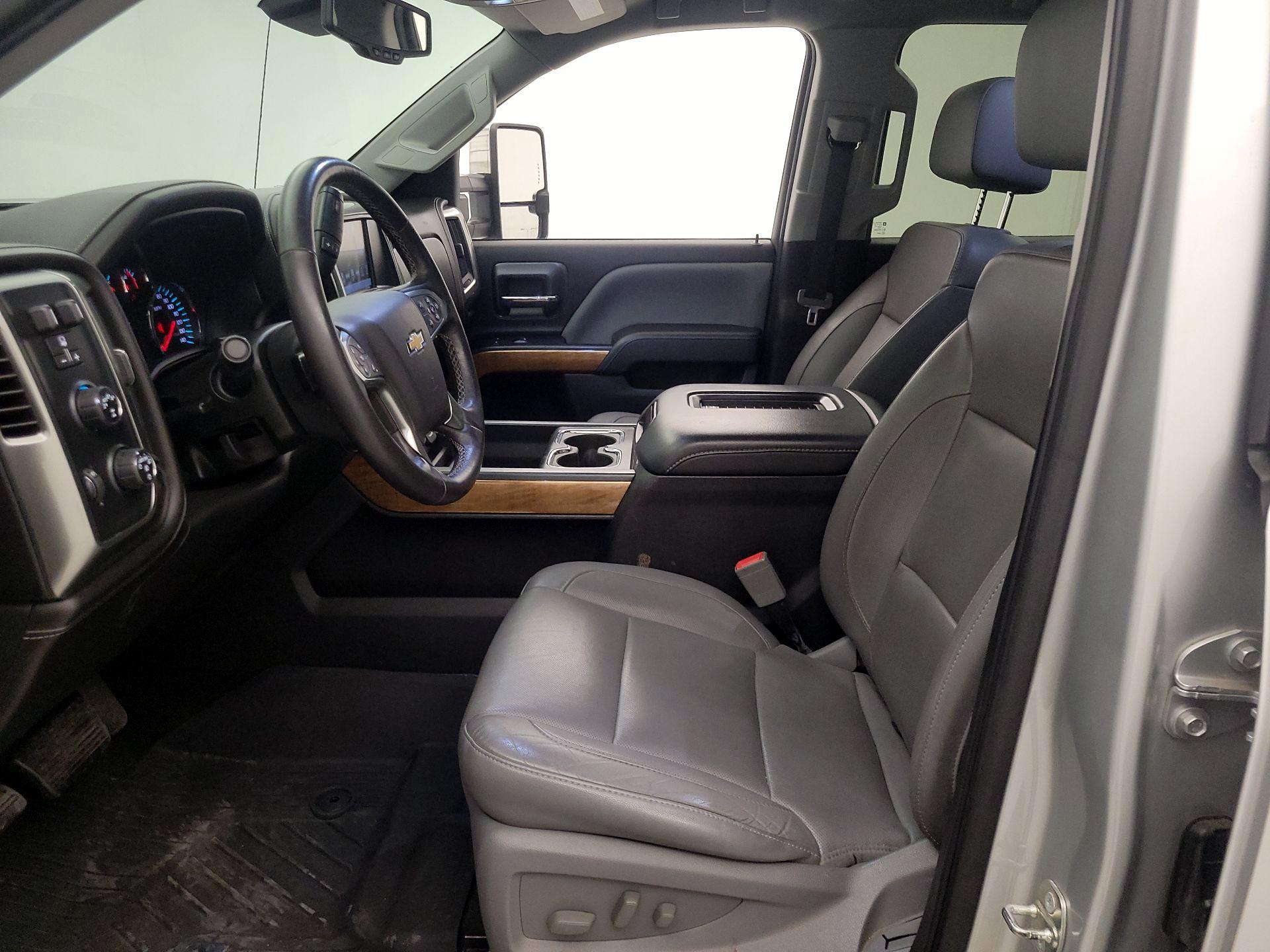 Thumbnail: 2018 Chevrolet Silverado 1500 - 11