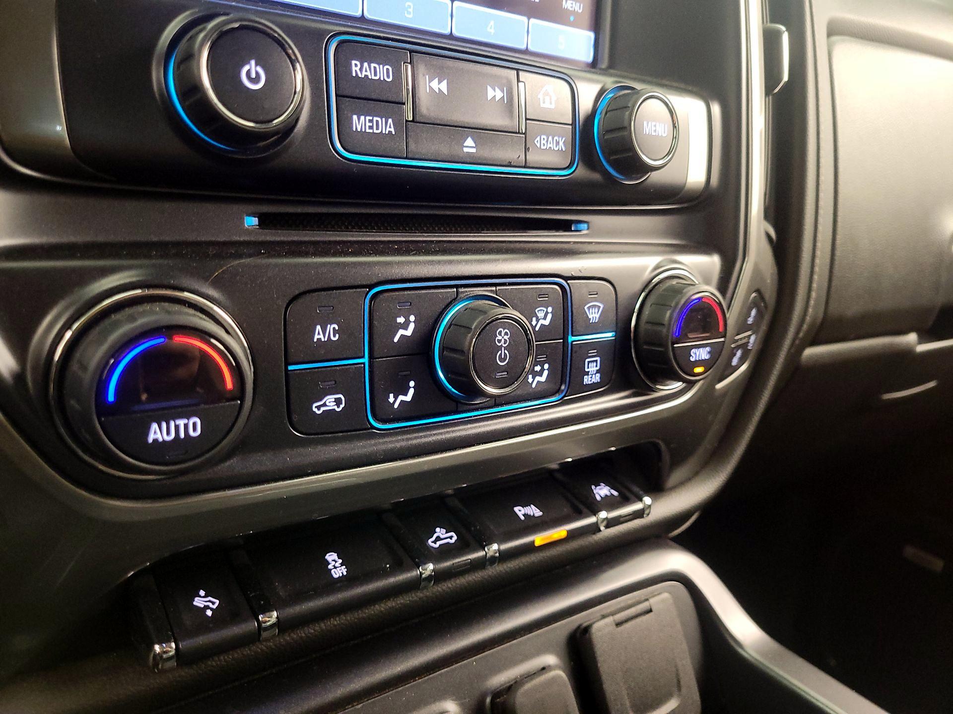 Thumbnail: 2018 Chevrolet Silverado 1500 - 16