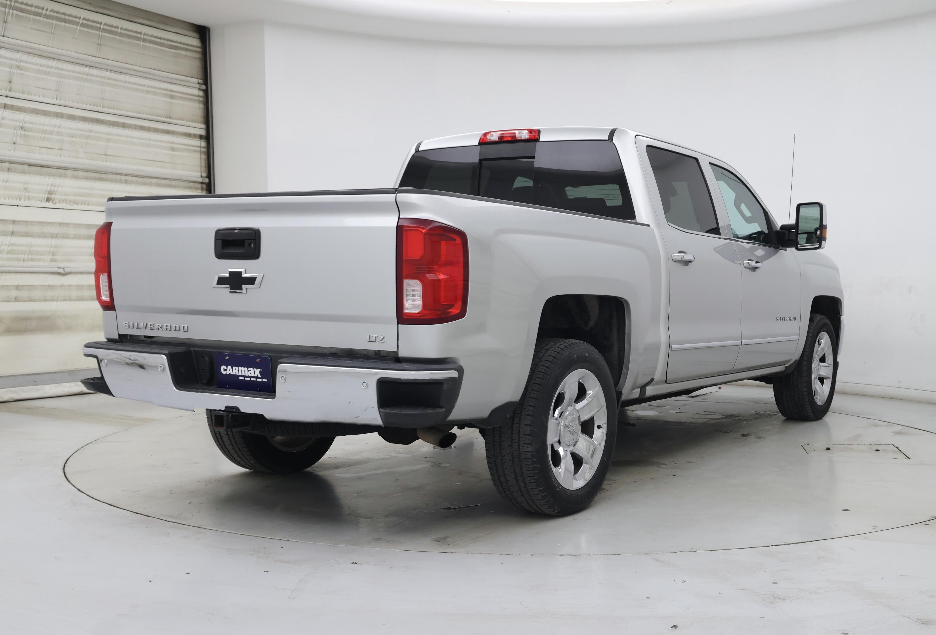 Thumbnail: 2018 Chevrolet Silverado 1500 - 8