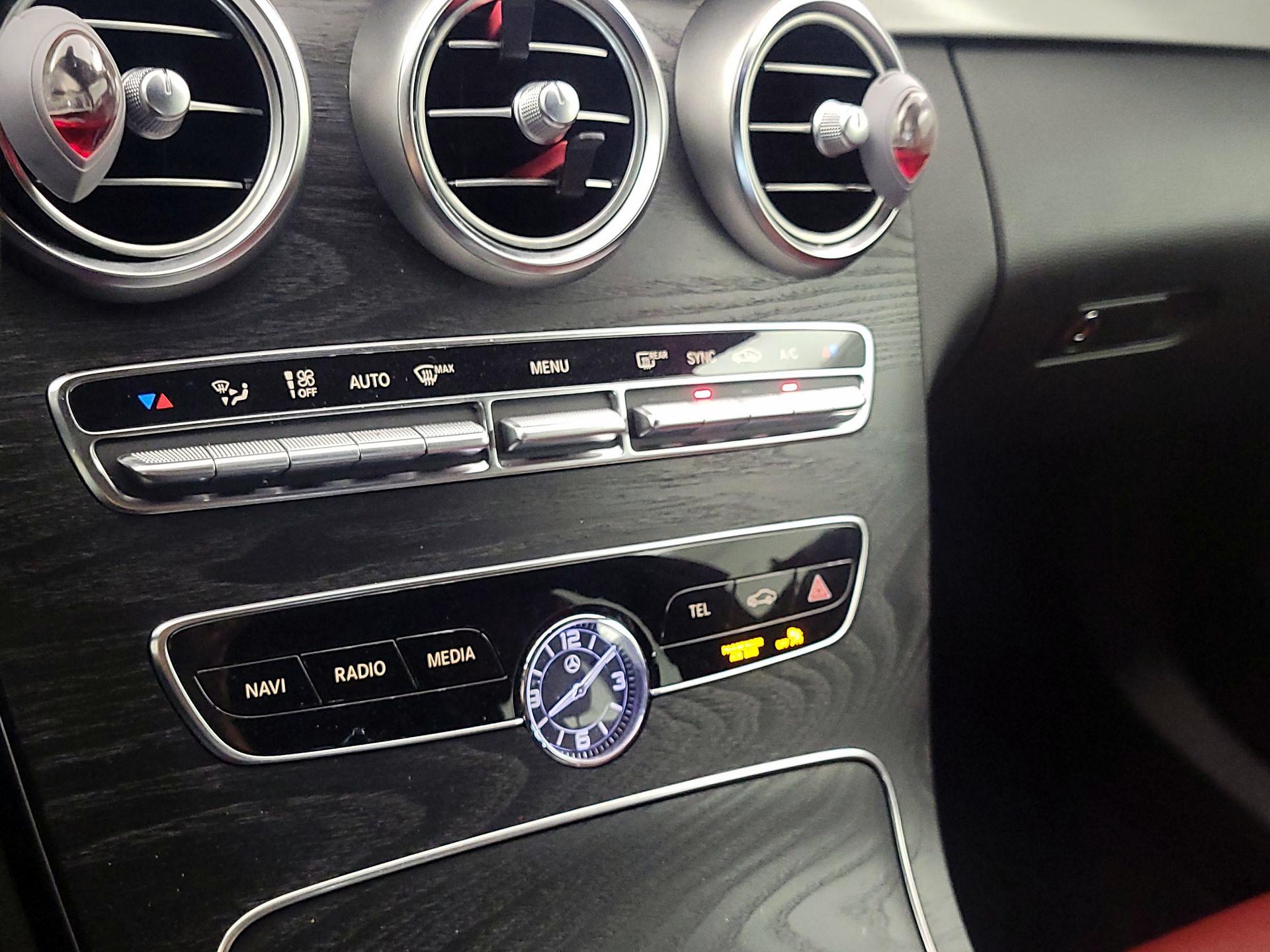 Thumbnail: 2019 Mercedes-Benz C-Class - 16