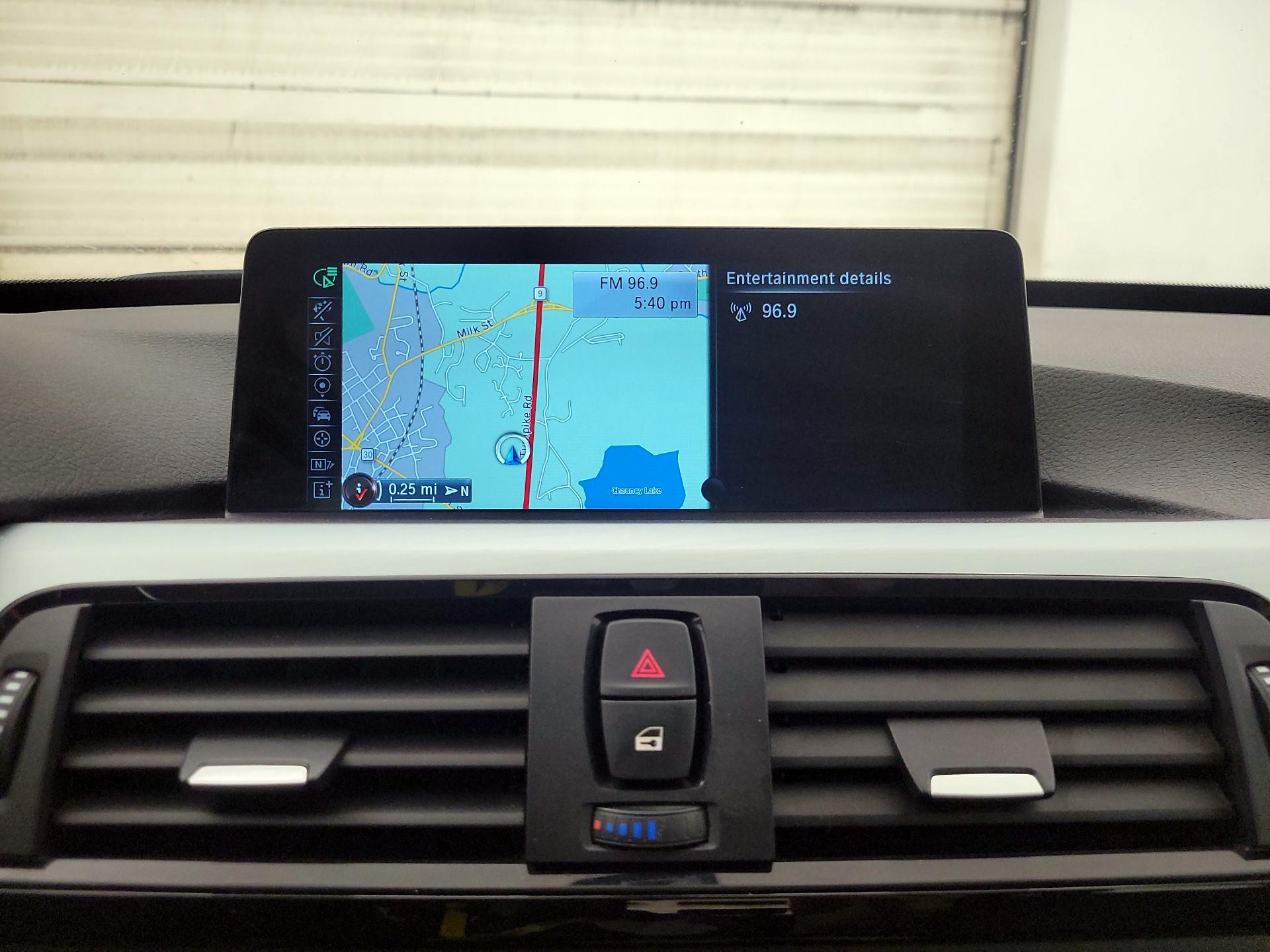 Thumbnail: 2016 BMW 3 Series - 14