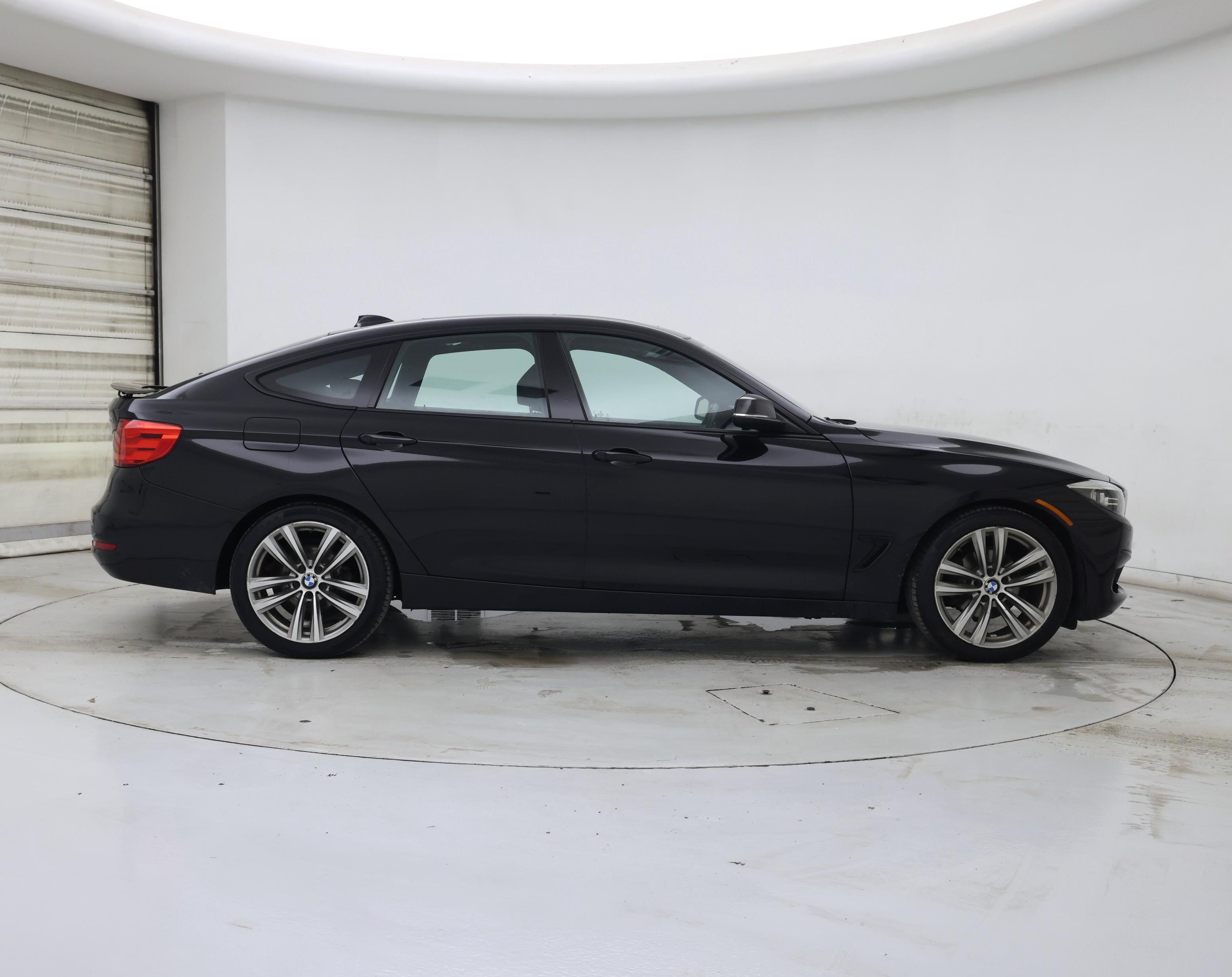 Thumbnail: 2016 BMW 3 Series - 7