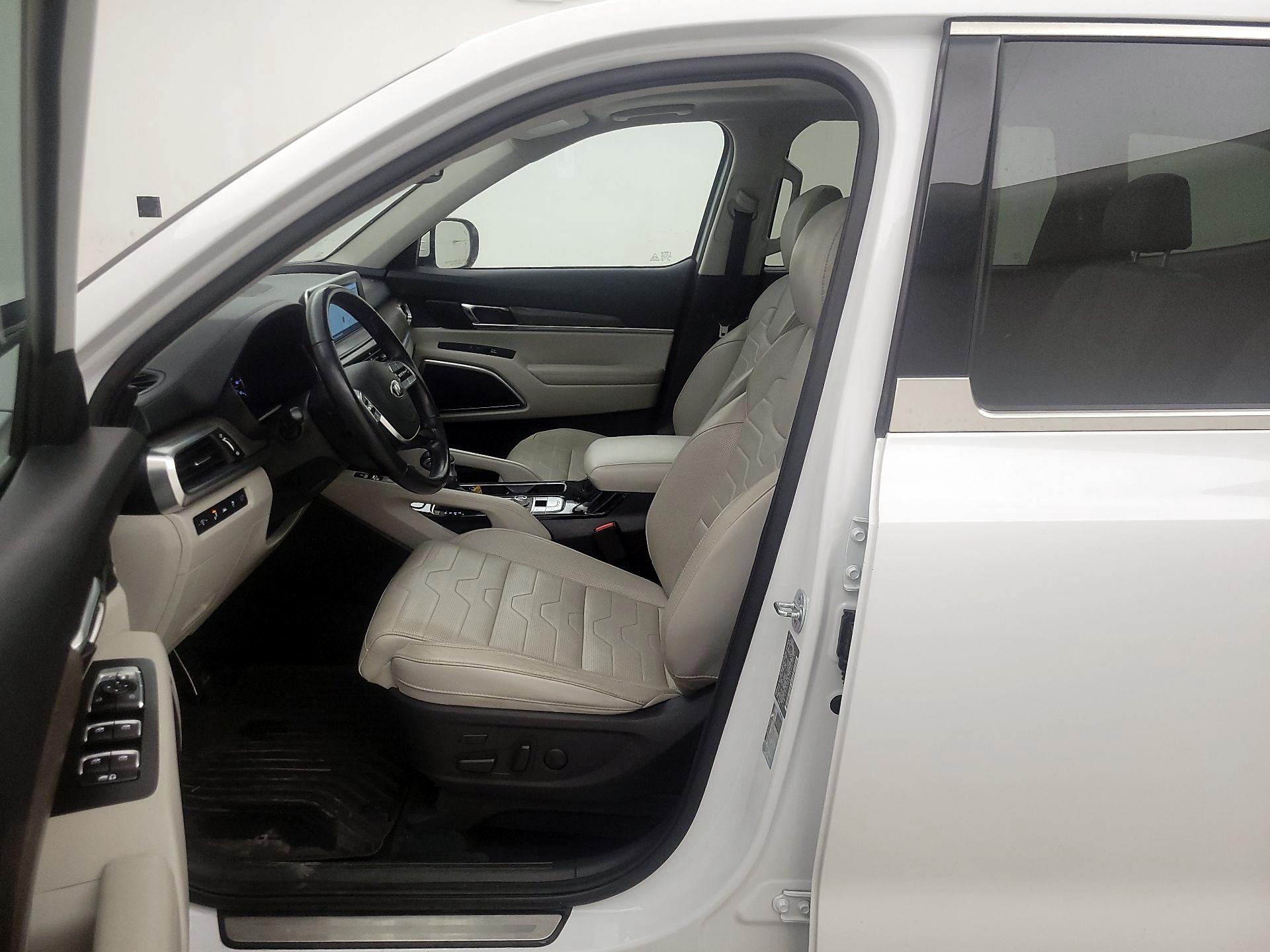 Thumbnail: 2020 Kia Telluride - 11