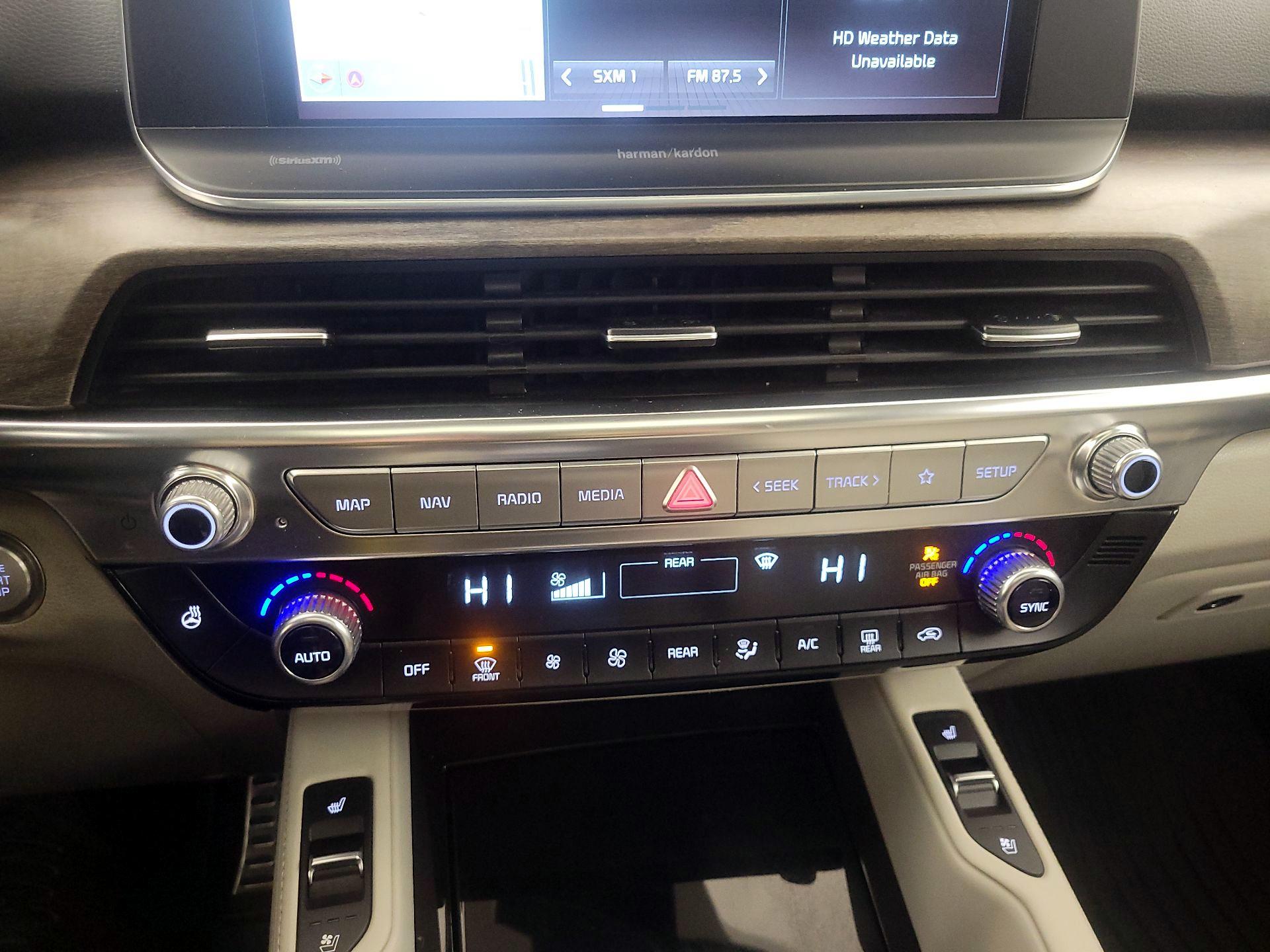 Thumbnail: 2020 Kia Telluride - 17