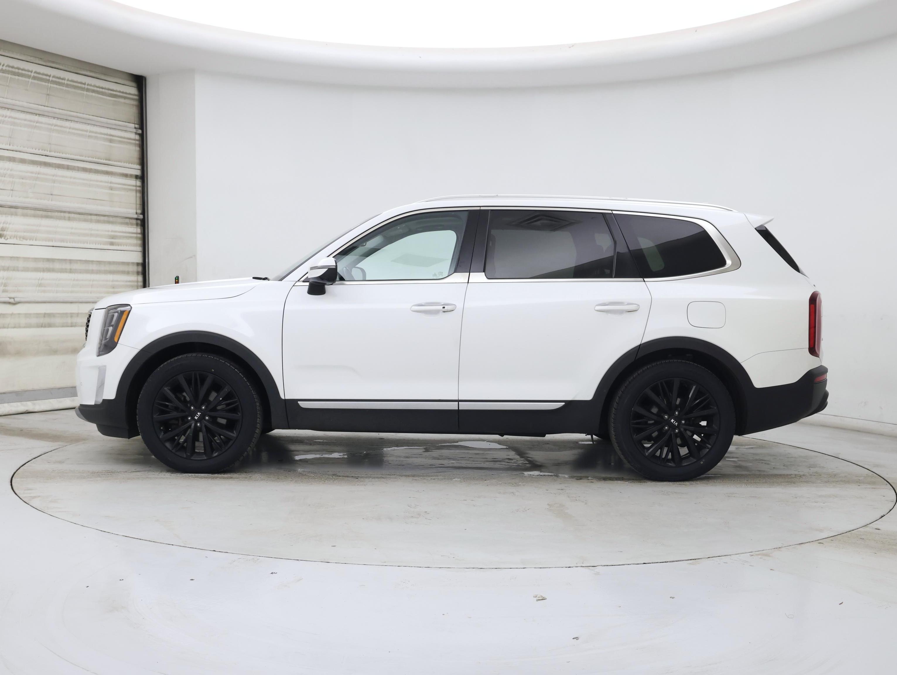 Thumbnail: 2020 Kia Telluride - 3