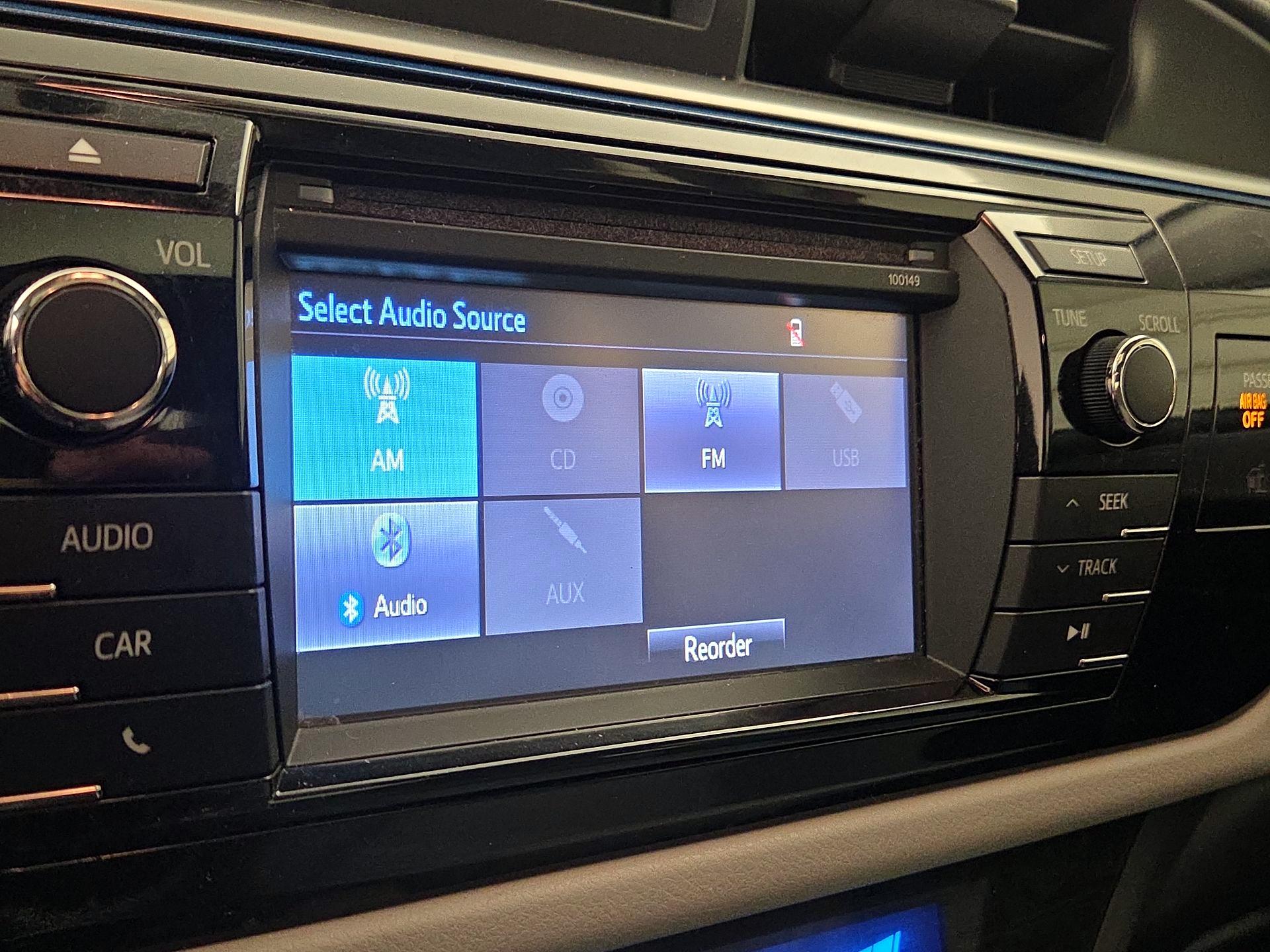 Thumbnail: 2014 Toyota Corolla - 15