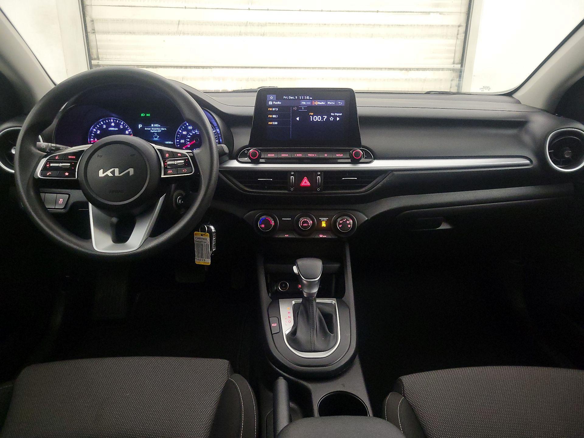 Thumbnail: 2023 Kia Forte - 9