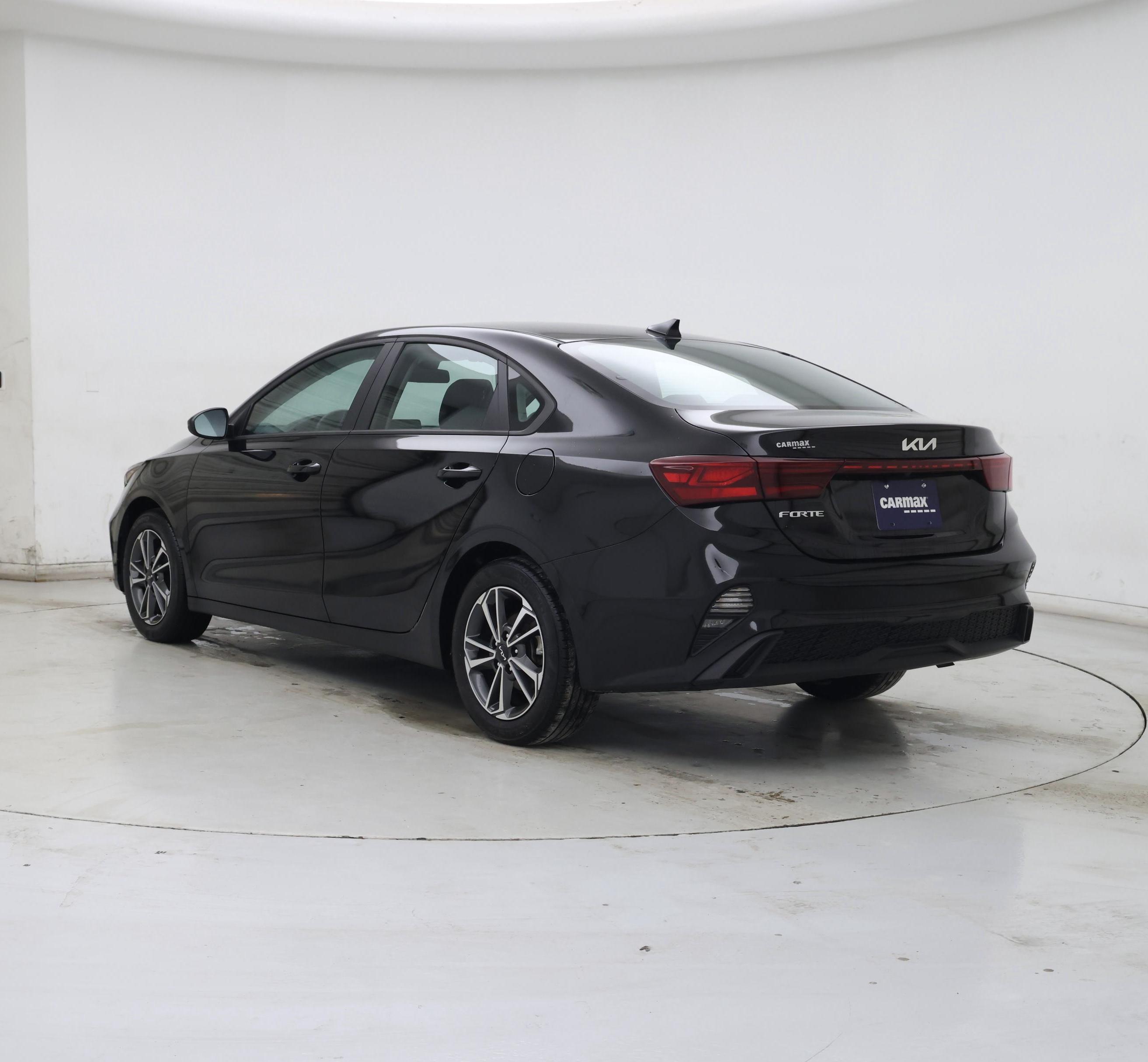 Thumbnail: 2023 Kia Forte - 2